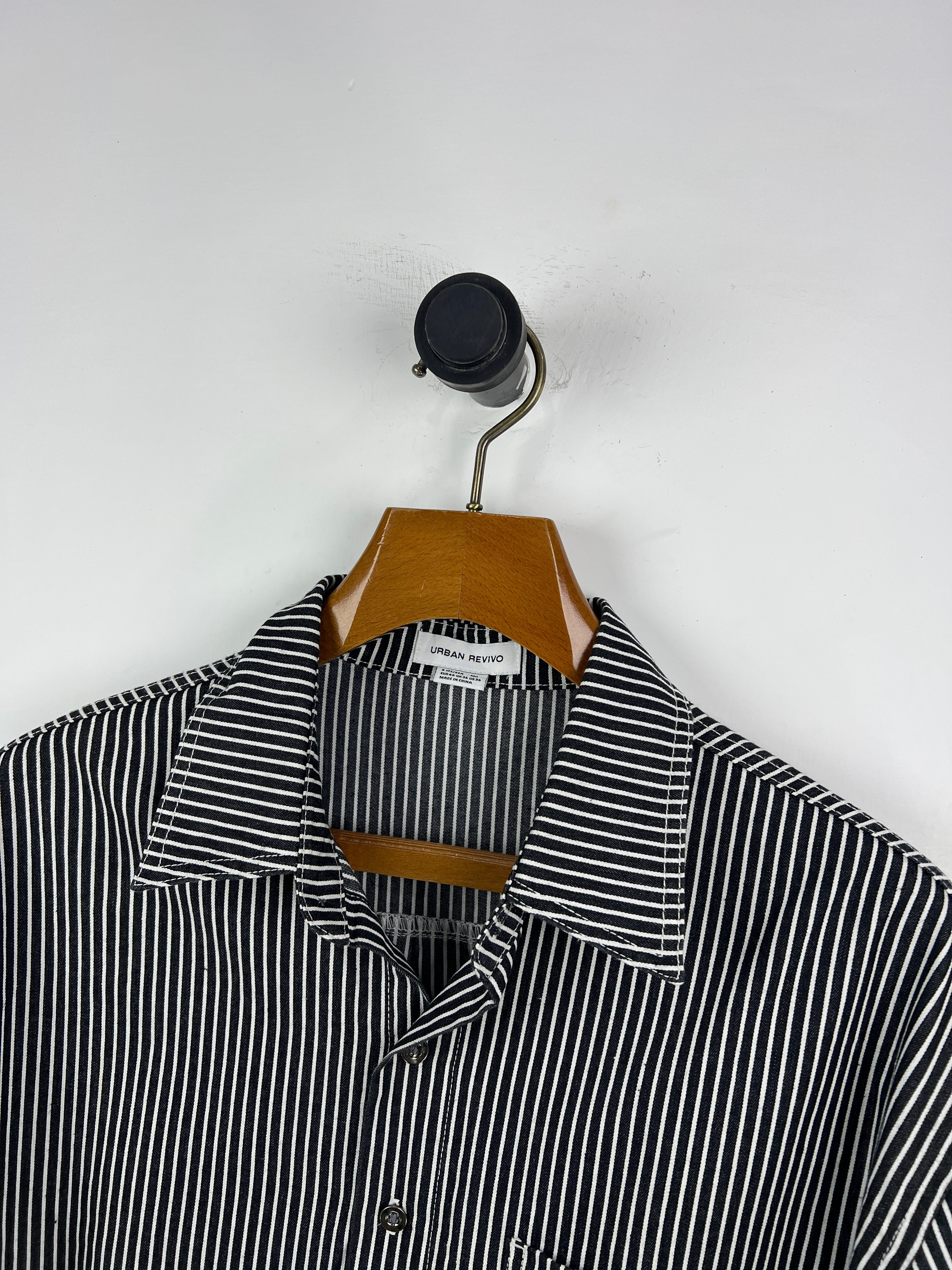 Urban Shirt (Large)