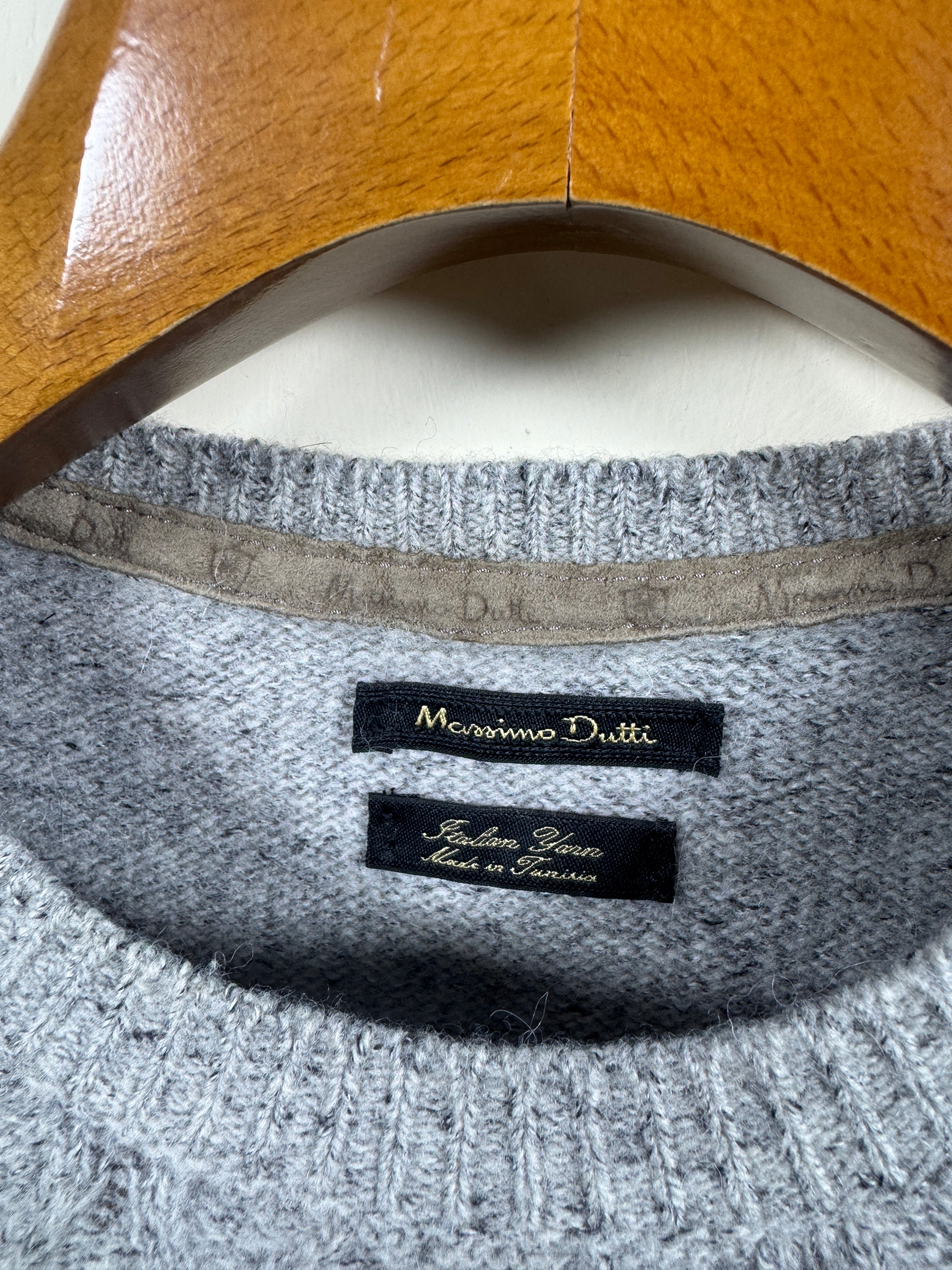 Massimo Dutti Italian Yarn Cable Knitted Sweater (Medium-Large)