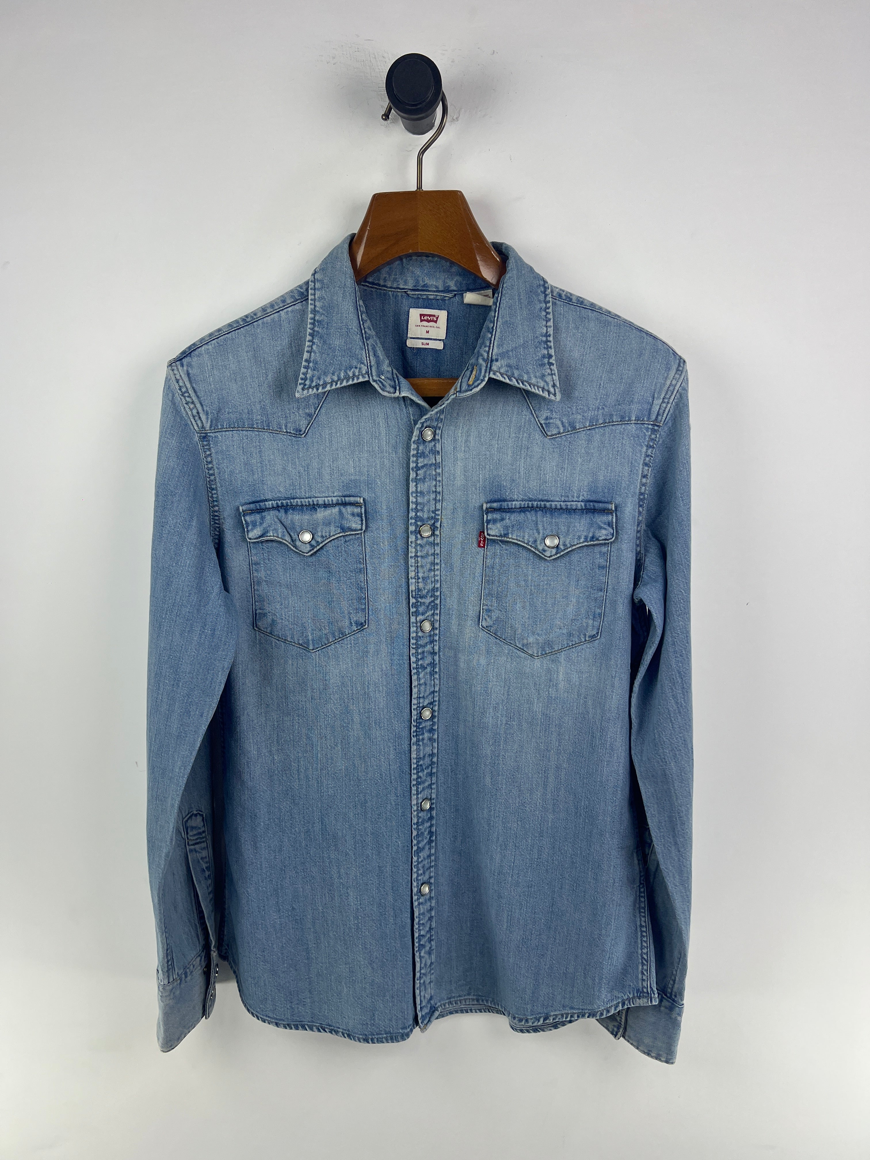 Levis Denim Shirt (Small-Medium)