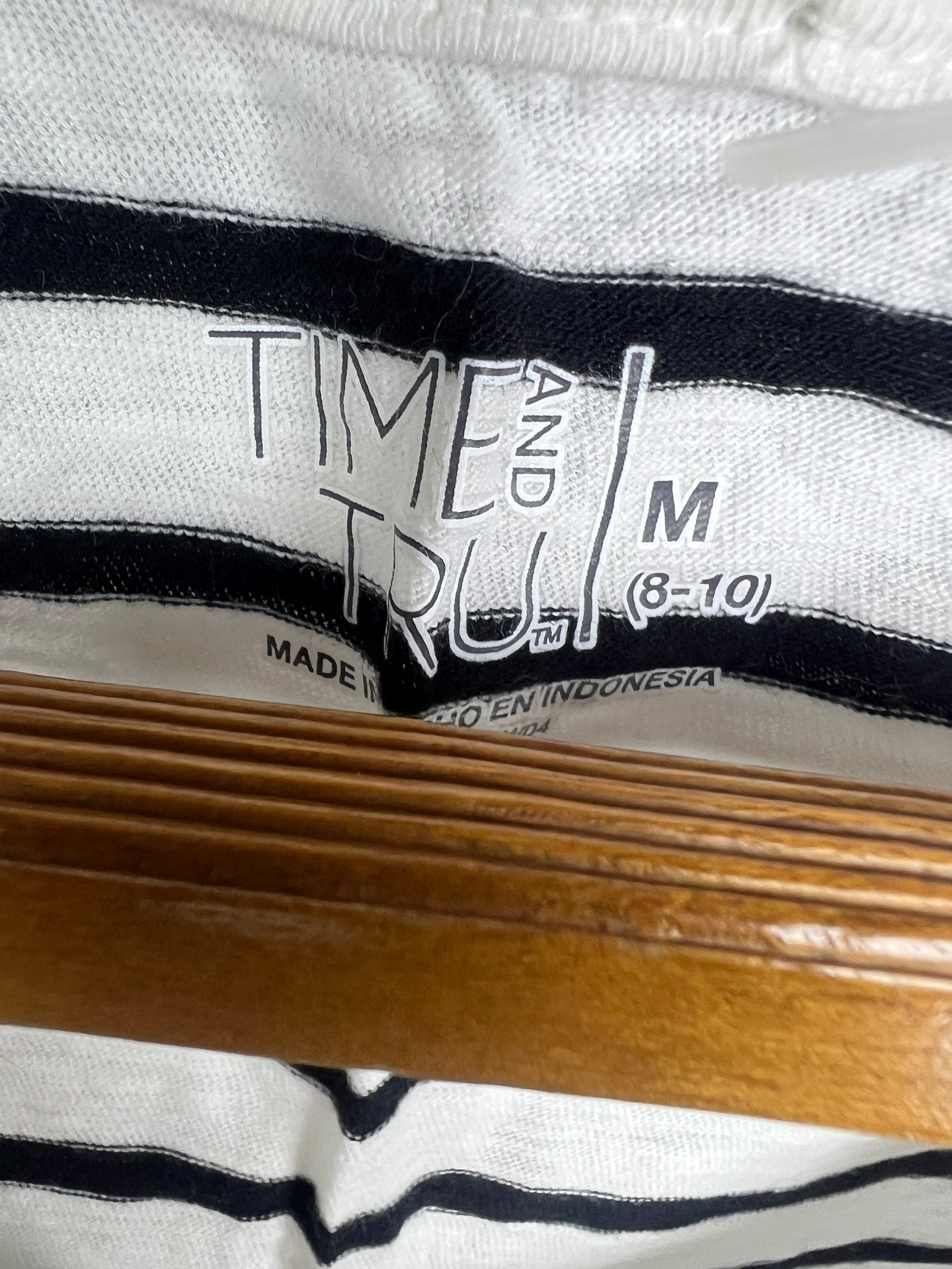 Time & Tru Tank Top (Women) (Medium-Large)