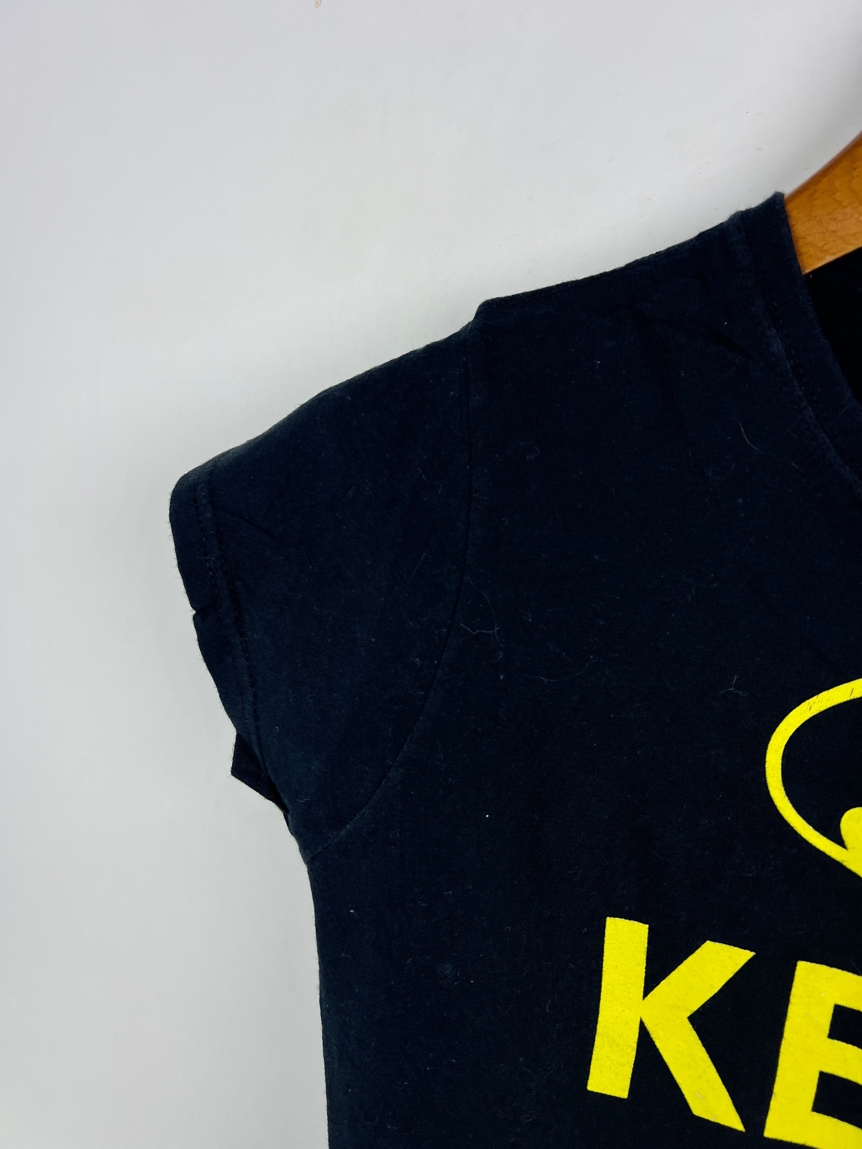 Batman T-Shirt (Women) (X-Small)