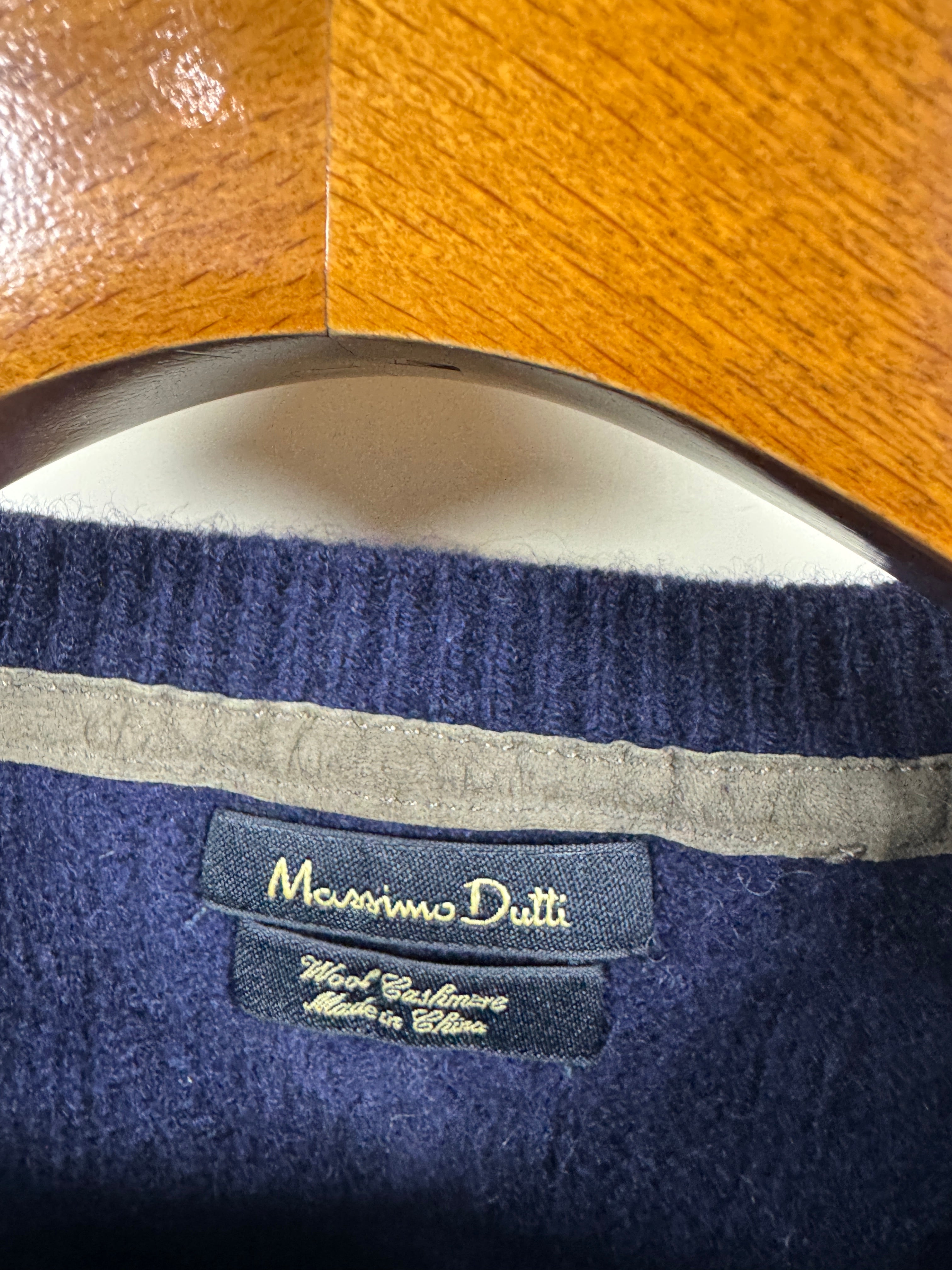 Massimo Dutti Cashmere Cable Knitted Sweater (Small-Medium)