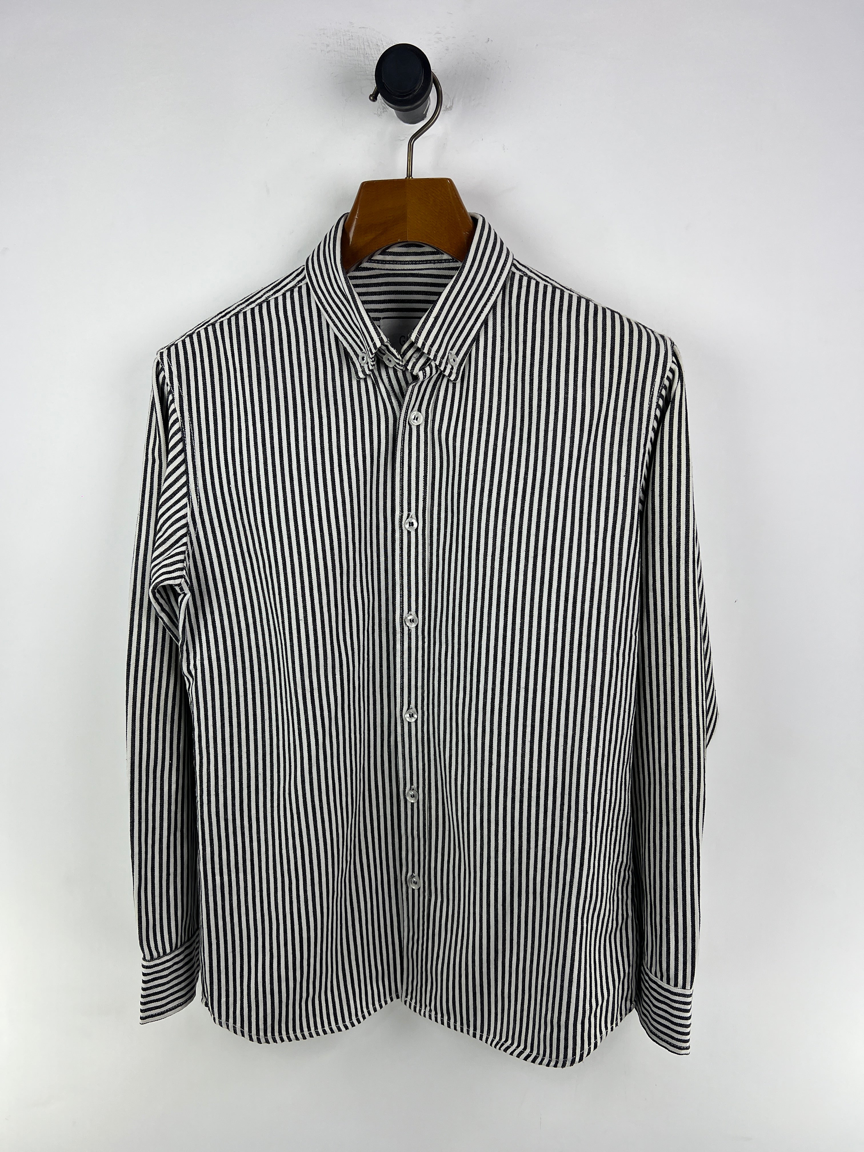 Gray Linen Shirt (Small-Medium)