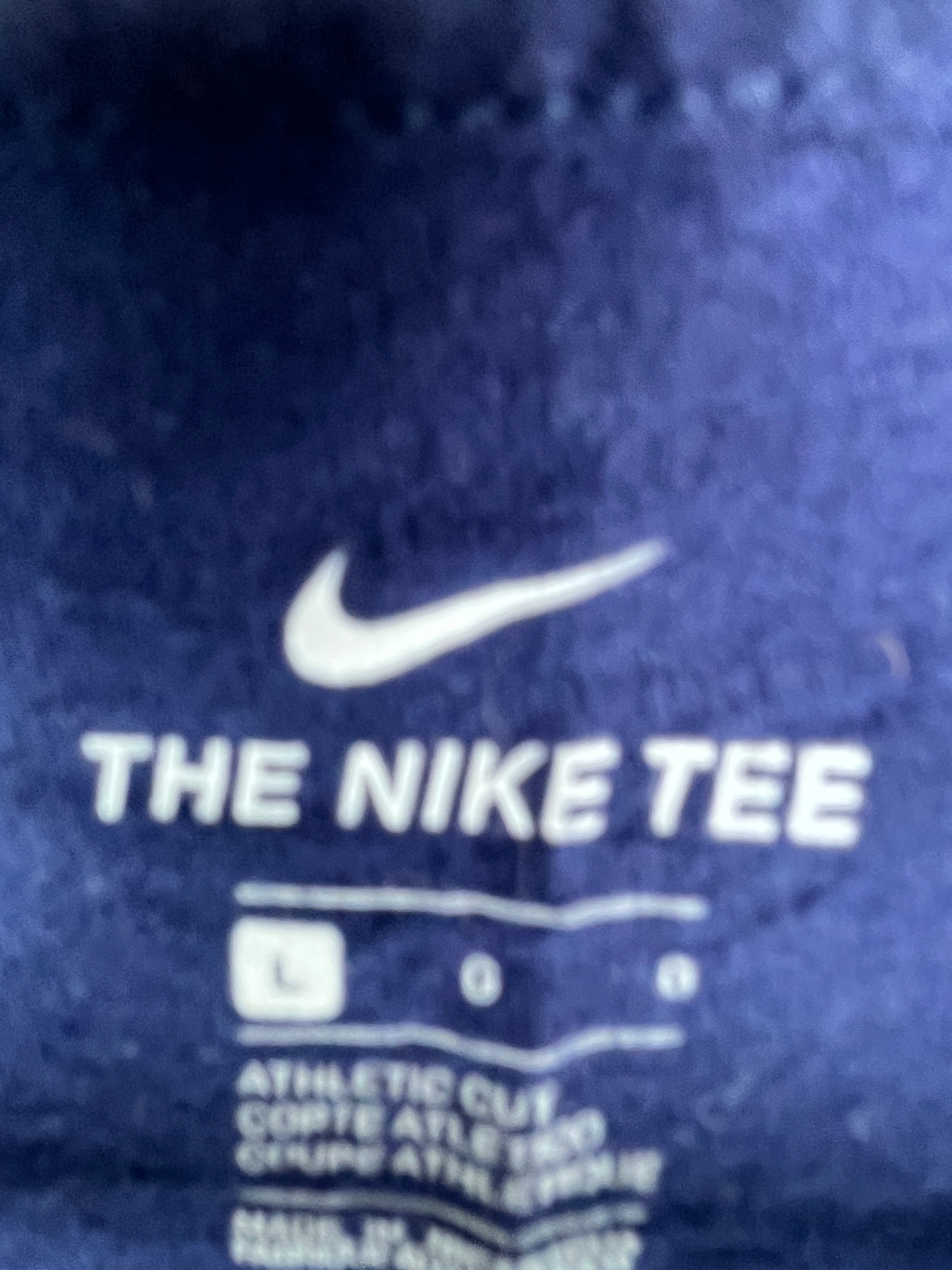 Nike T-Shirt (Women) (Large)