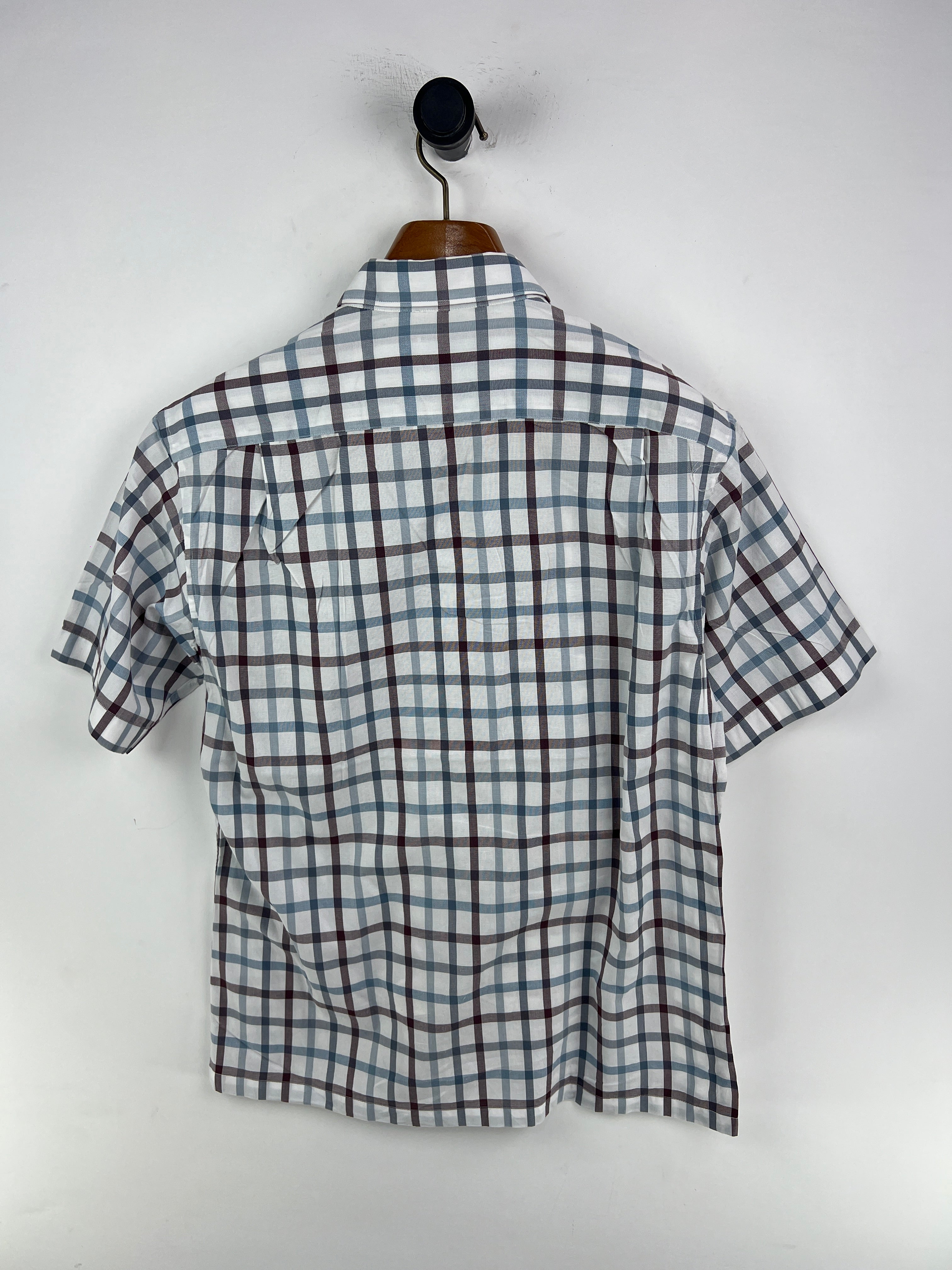 Yezac Linen Shirt (Medium)