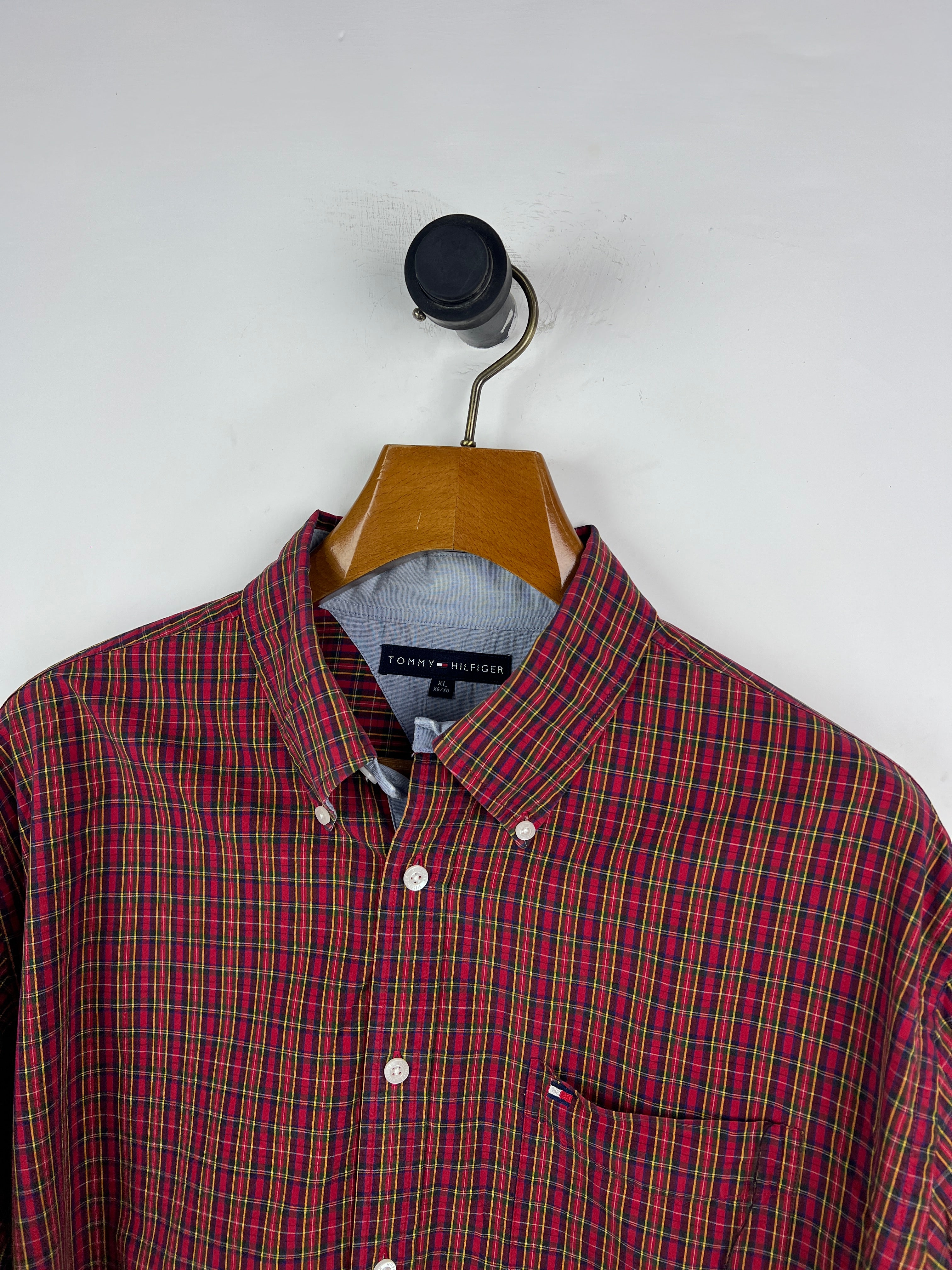 Tommy Hilfiger Shirt (X-Large)