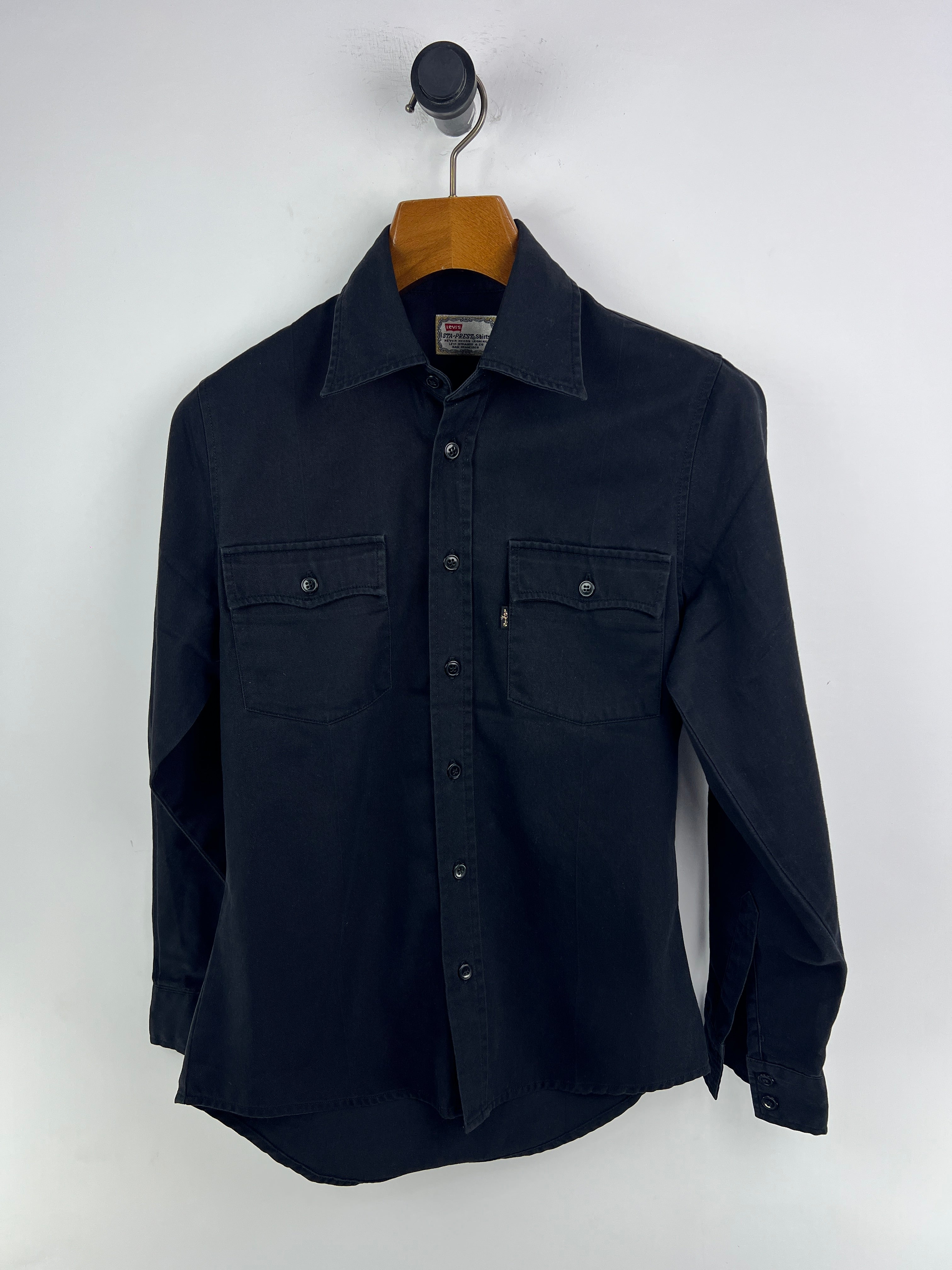 Levis Denim Shirt (Medium)