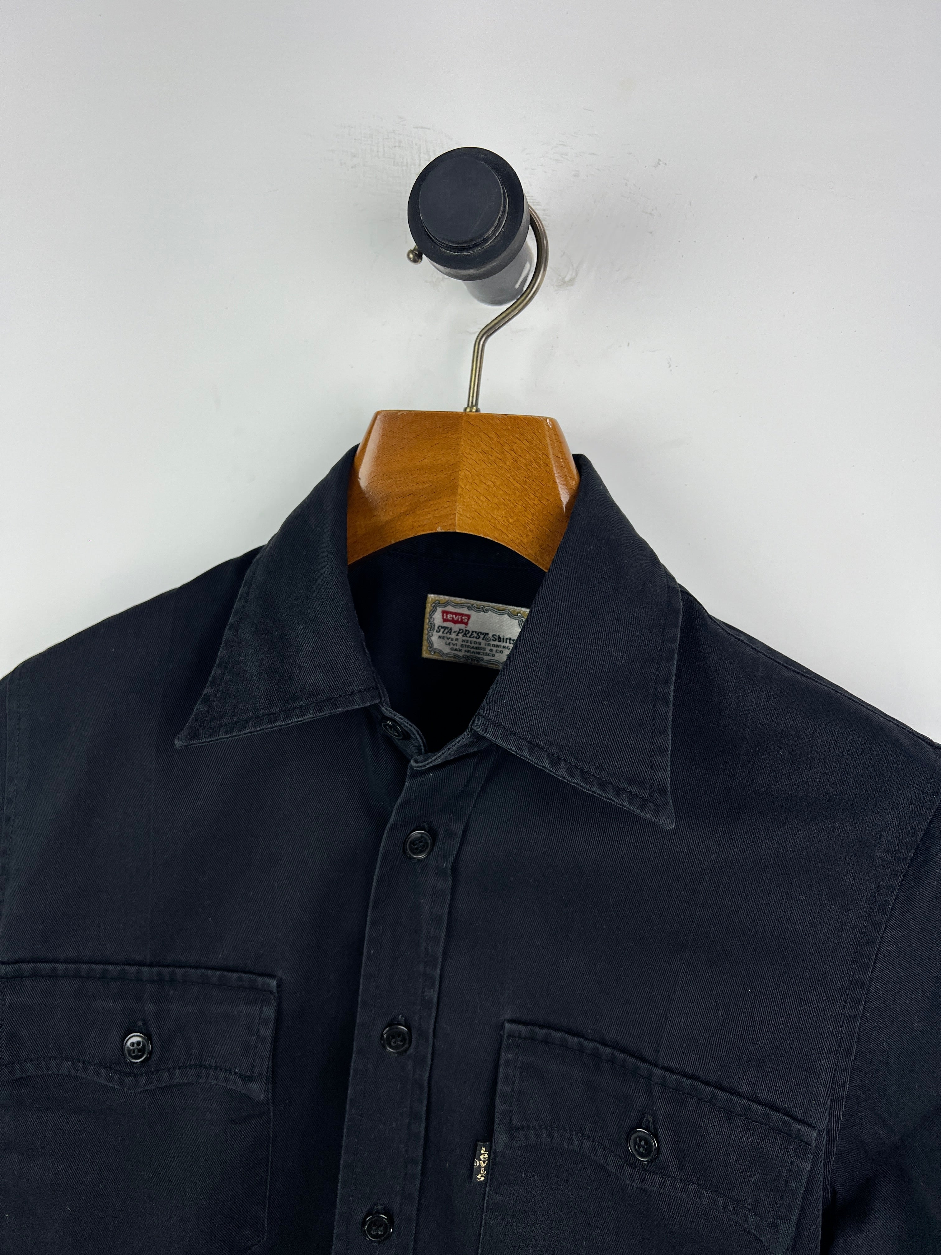 Levis Denim Shirt (Medium)