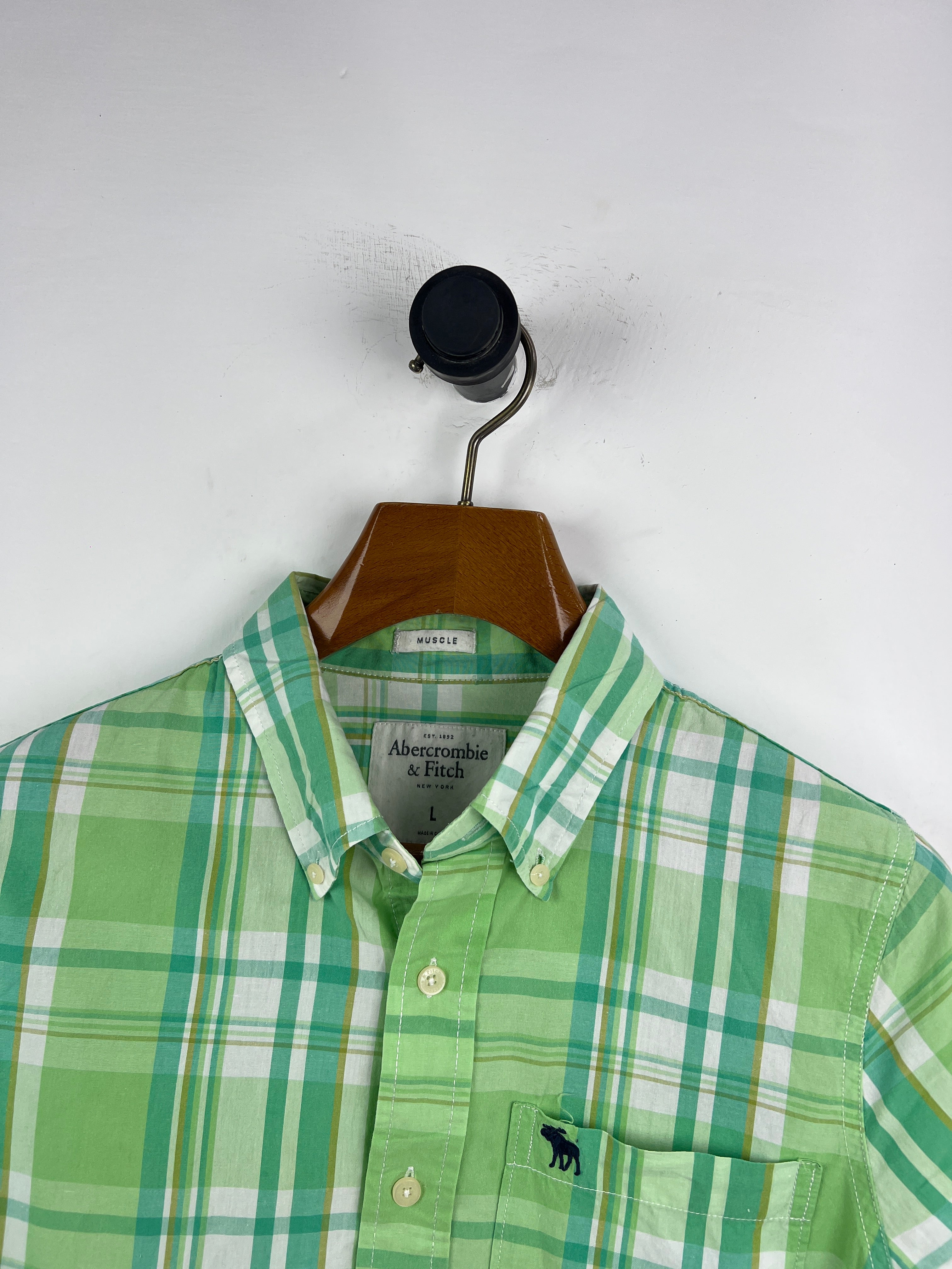 Abercrombie & Fitch Shirt (Medium)
