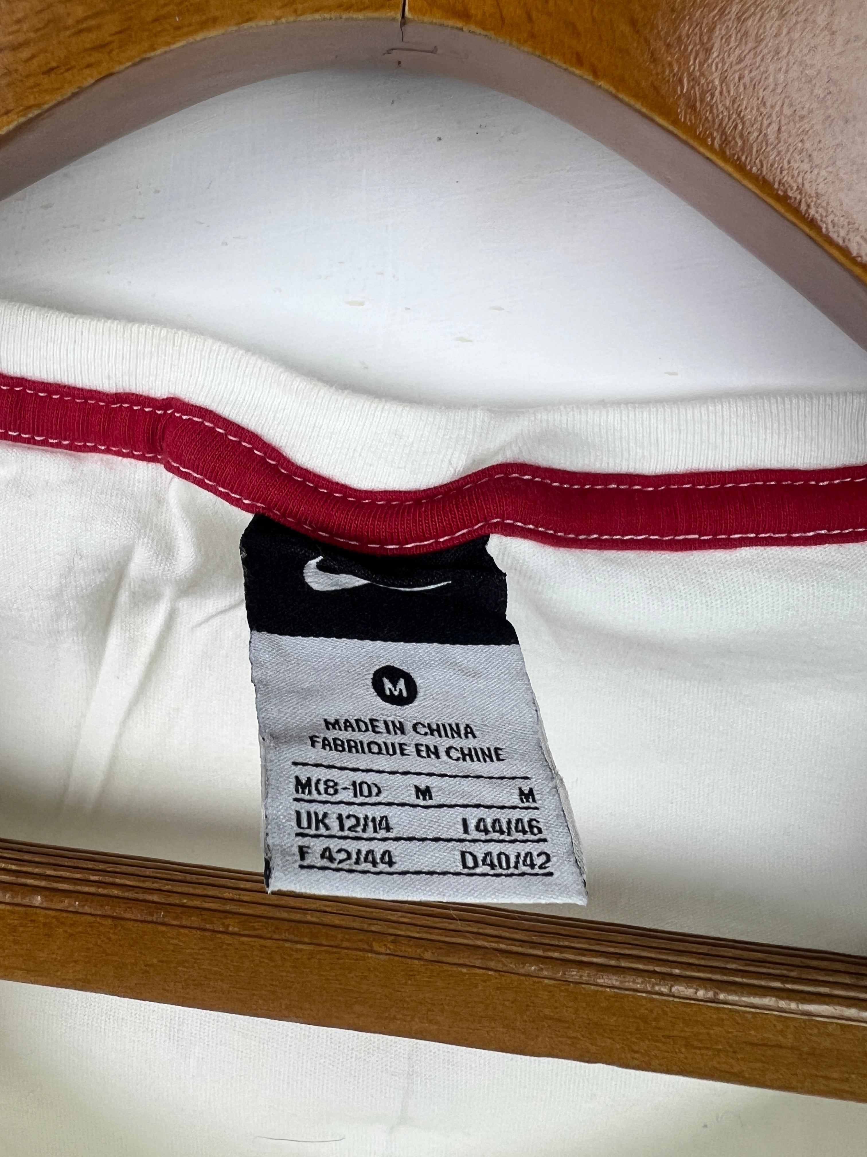 Nike T-Shirt (Women) (Small)
