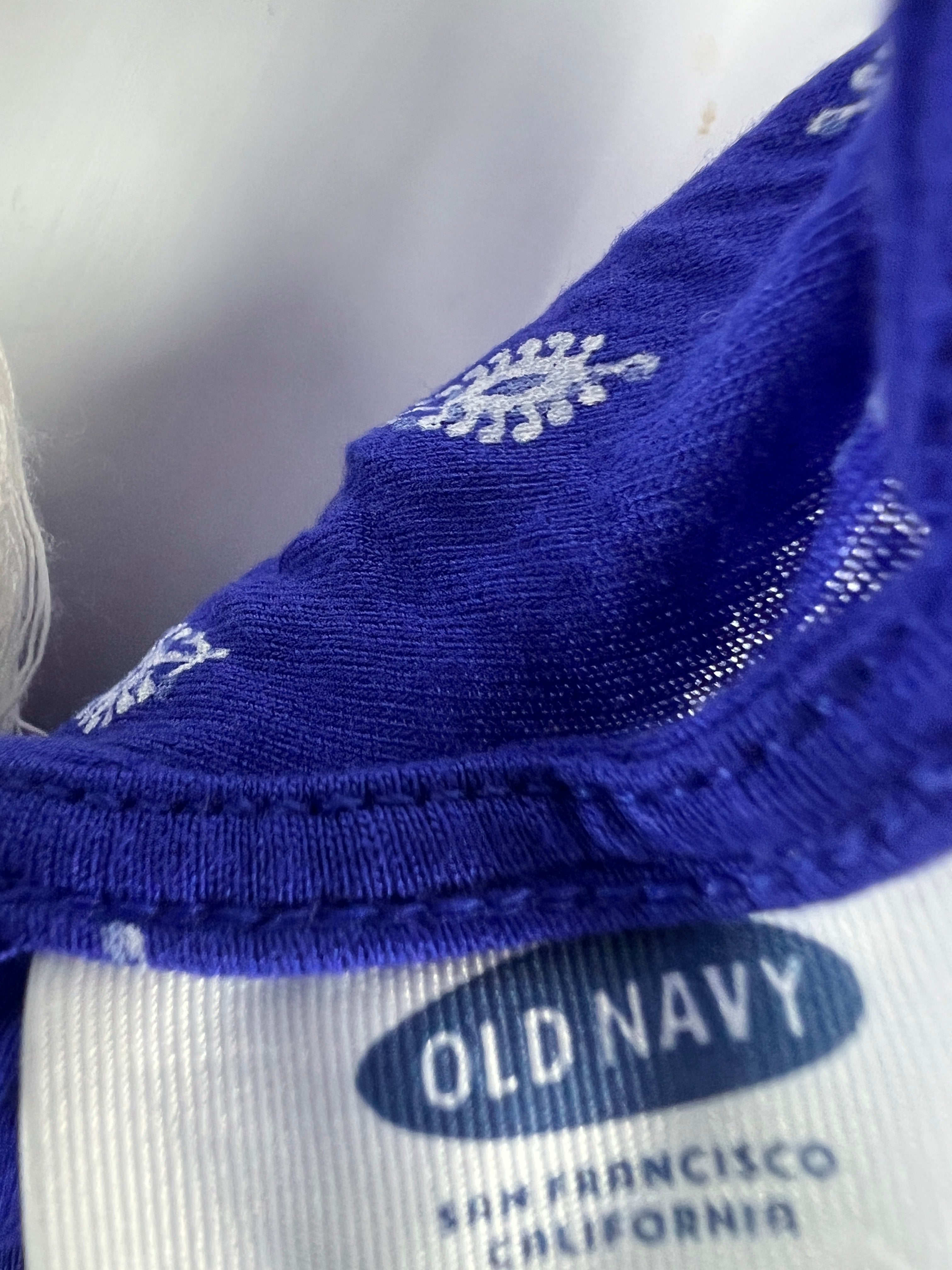 Old Navy Blouse (Women) (Medium)