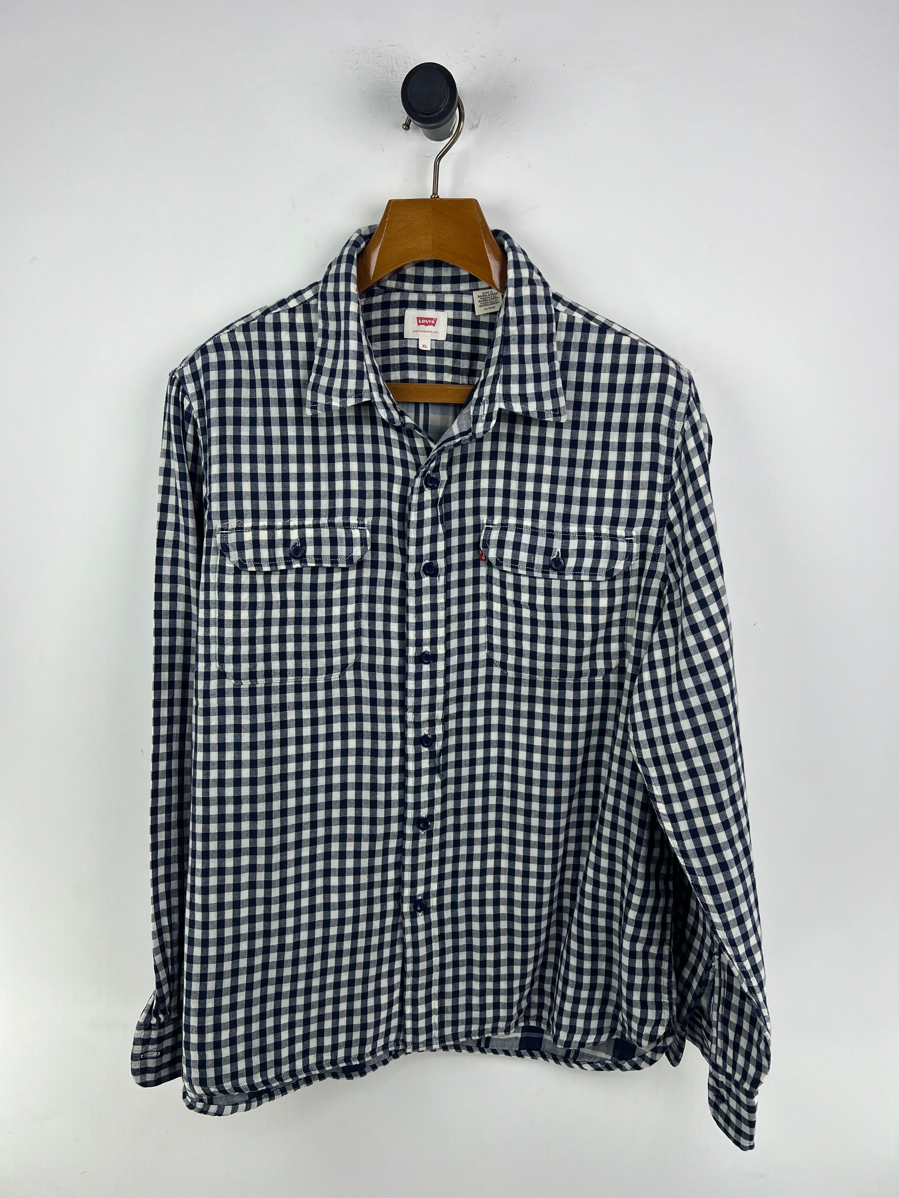Levis Shirt (Large)