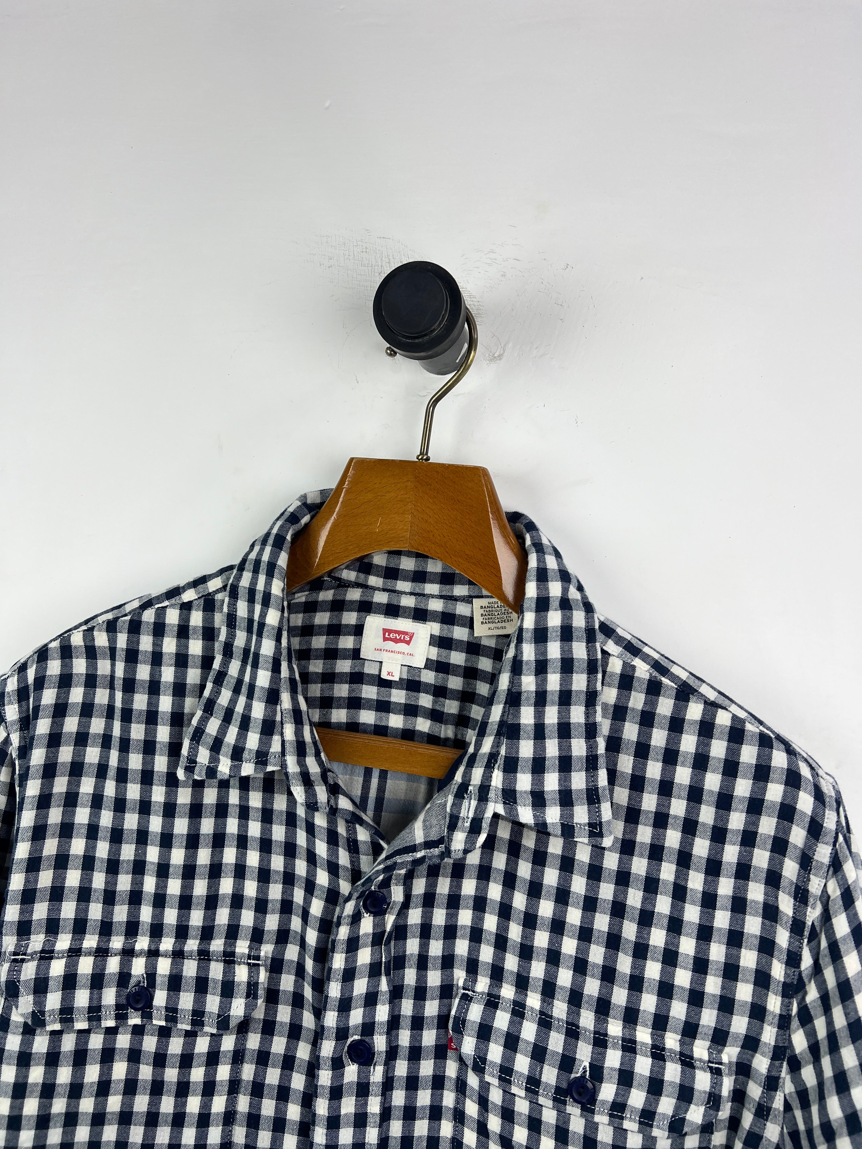 Levis Shirt (Large)
