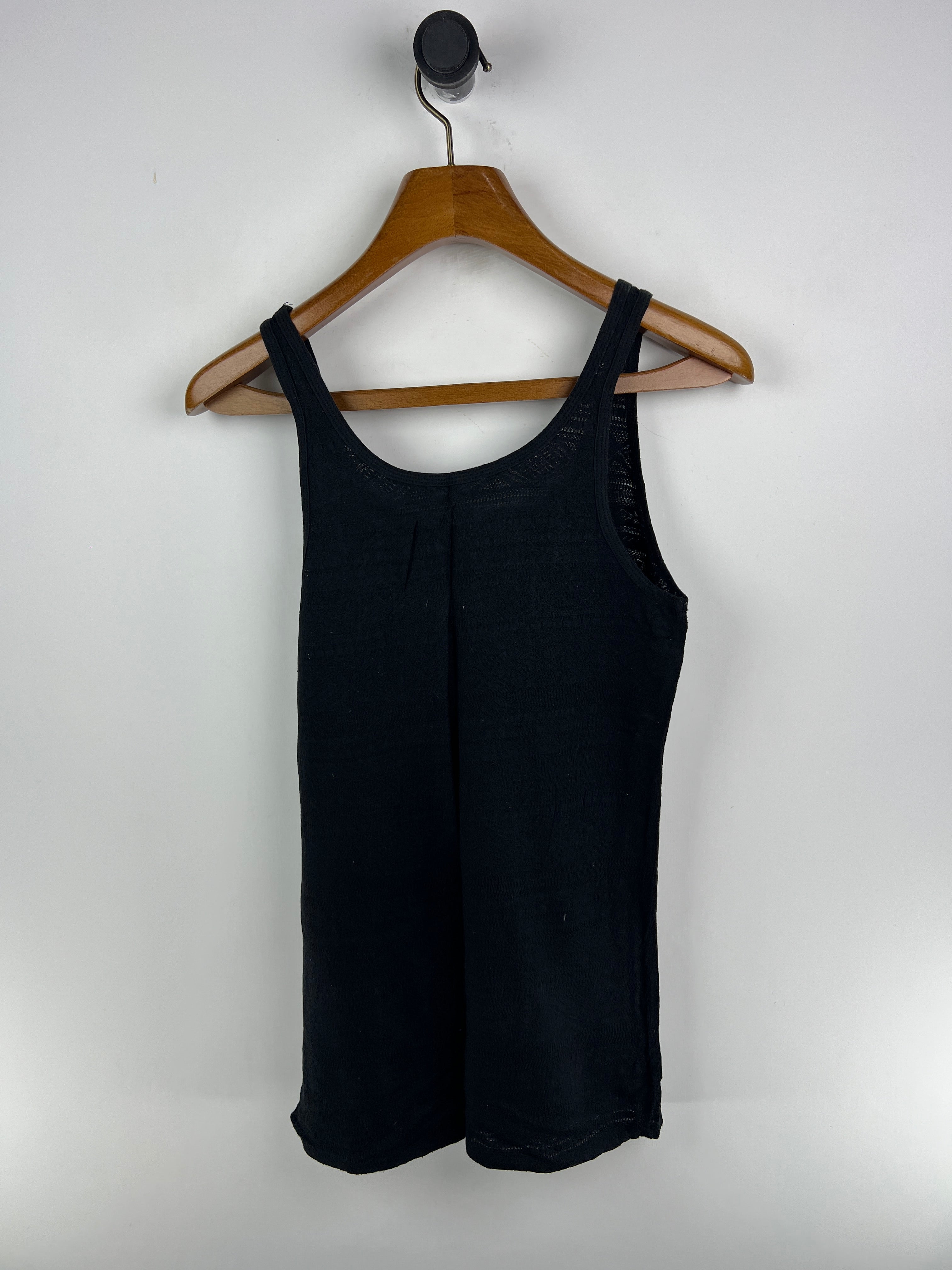 Mossimo Tank Top (Women) (Medium-Large)