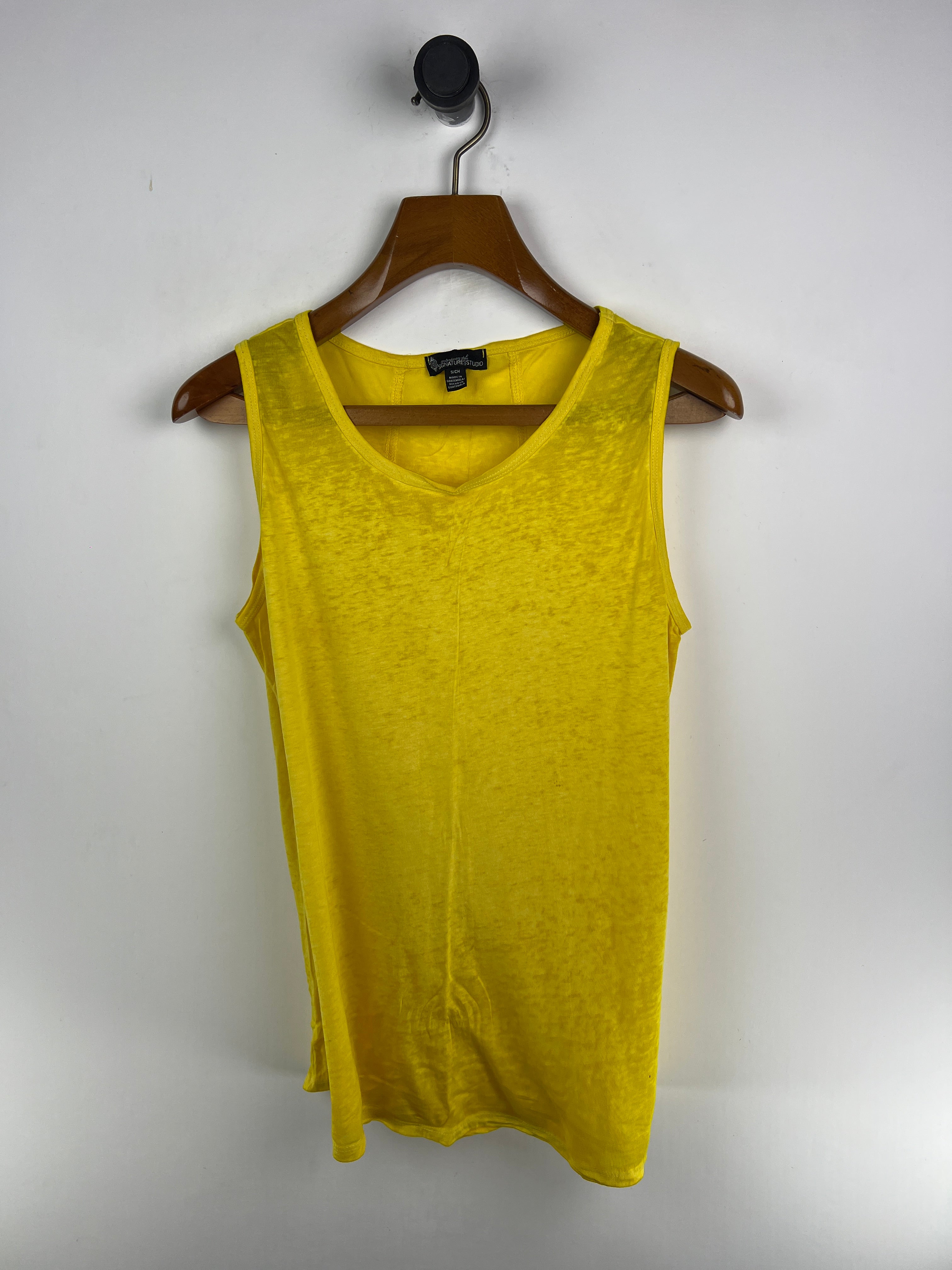 Signature Tank Top (Women) (Medium)