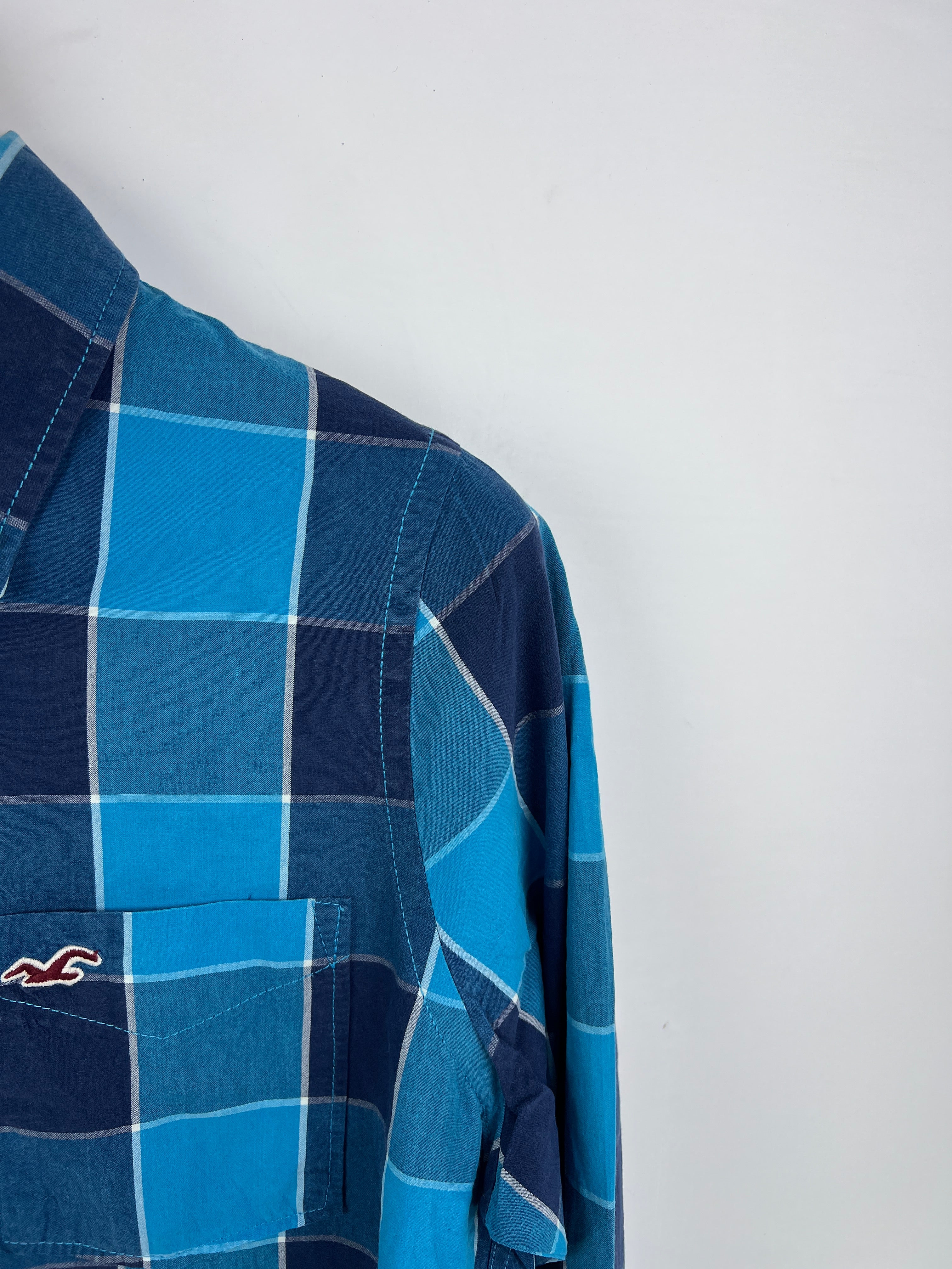 Hollister Shirt (Medium)