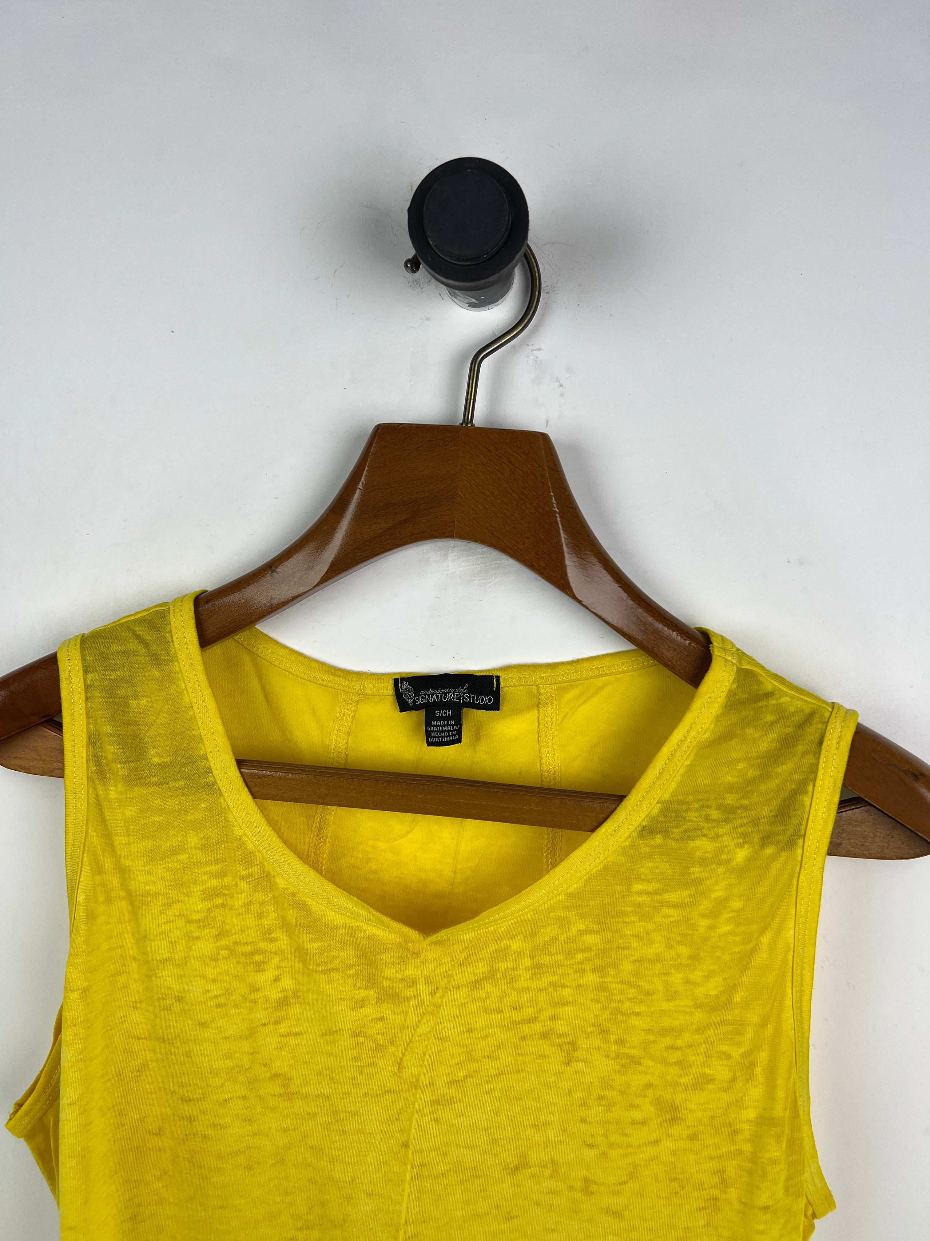 Signature Tank Top (Women) (Medium)