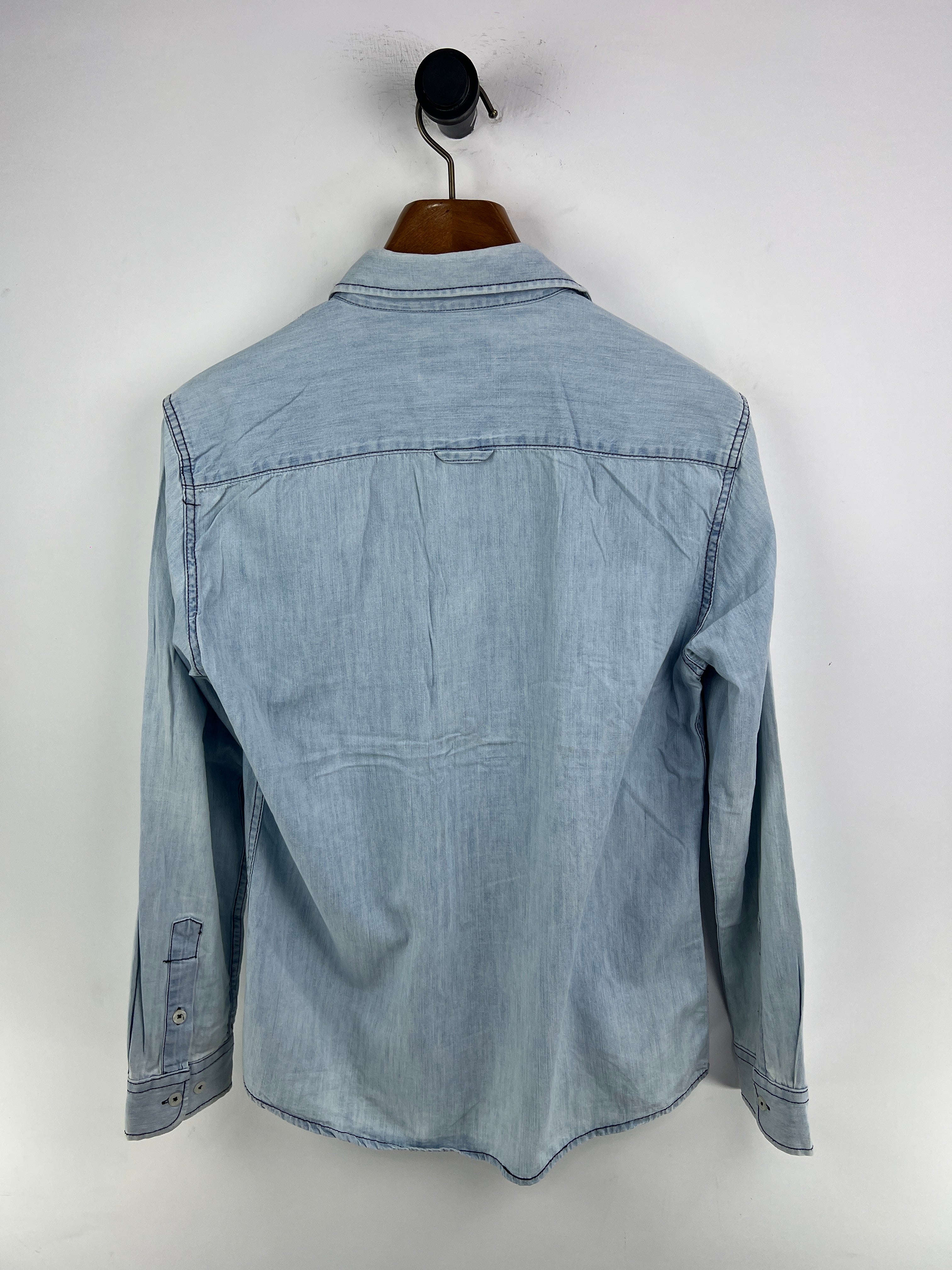 Jogon Denim Shirt (Medium)
