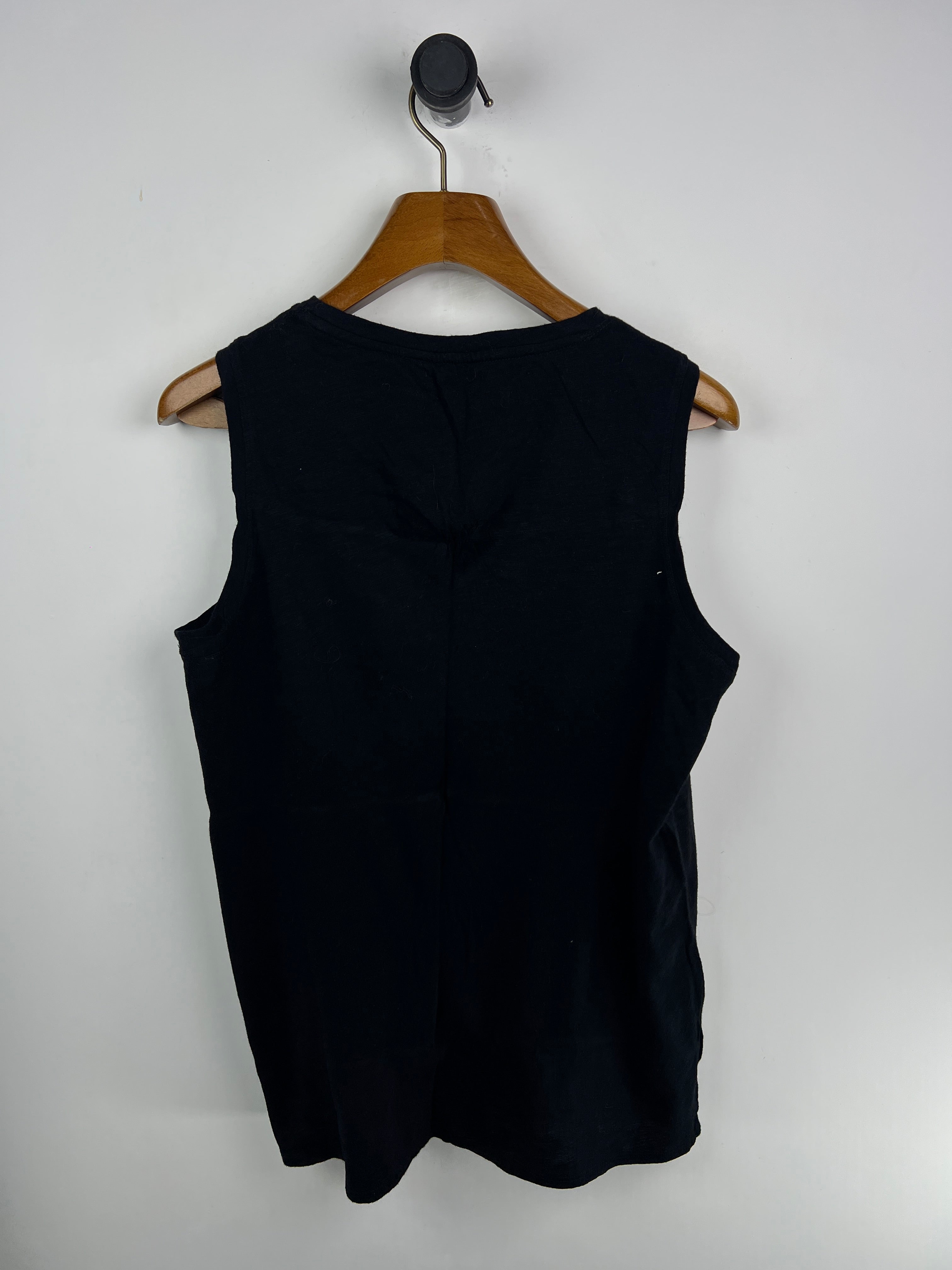 Gap Tank Top (Women) (Medium-Large)