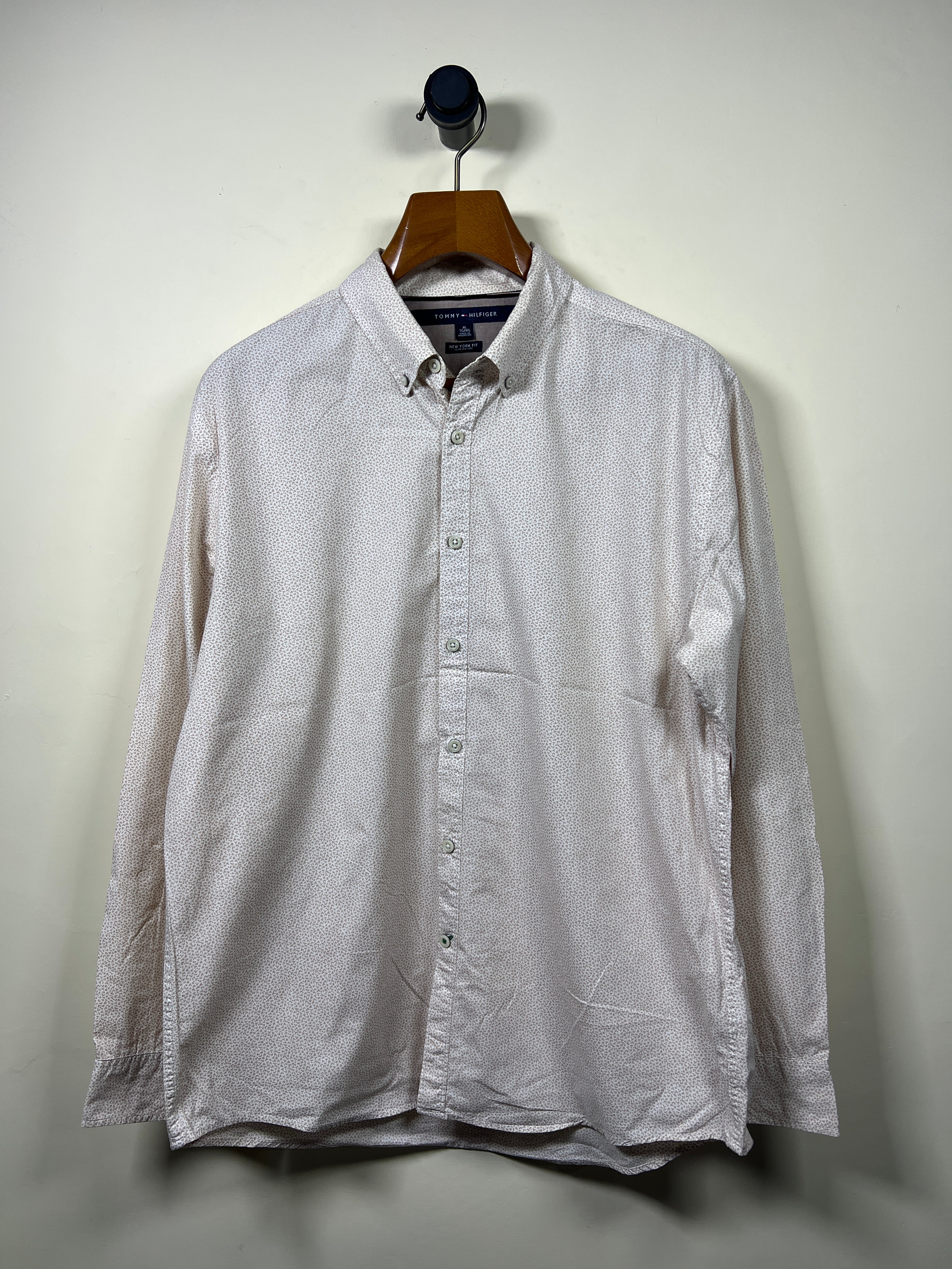 Tommy Hilfiger Shirt (X-Large)