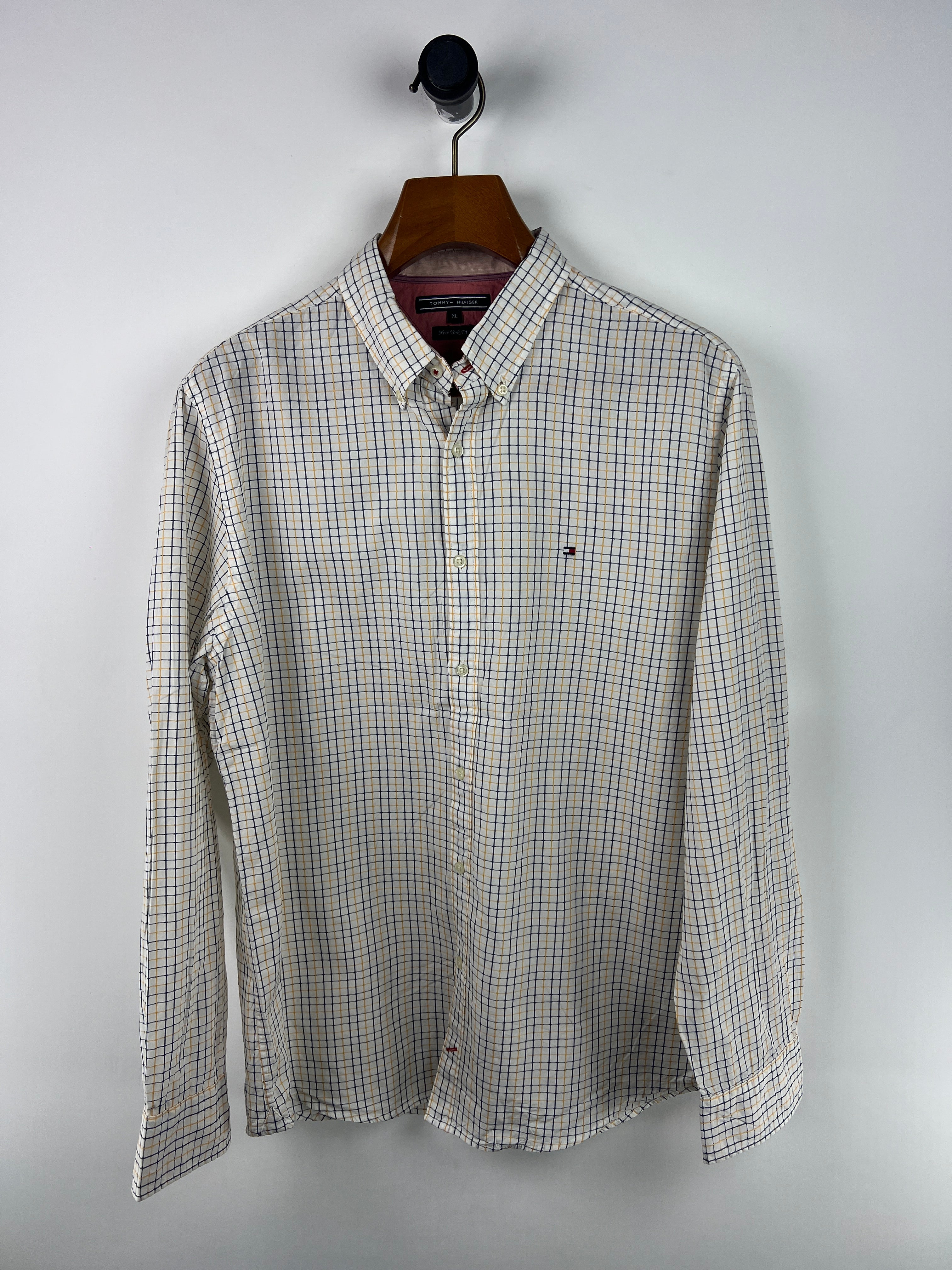 Tommy Hilfiger Shirt (Large)