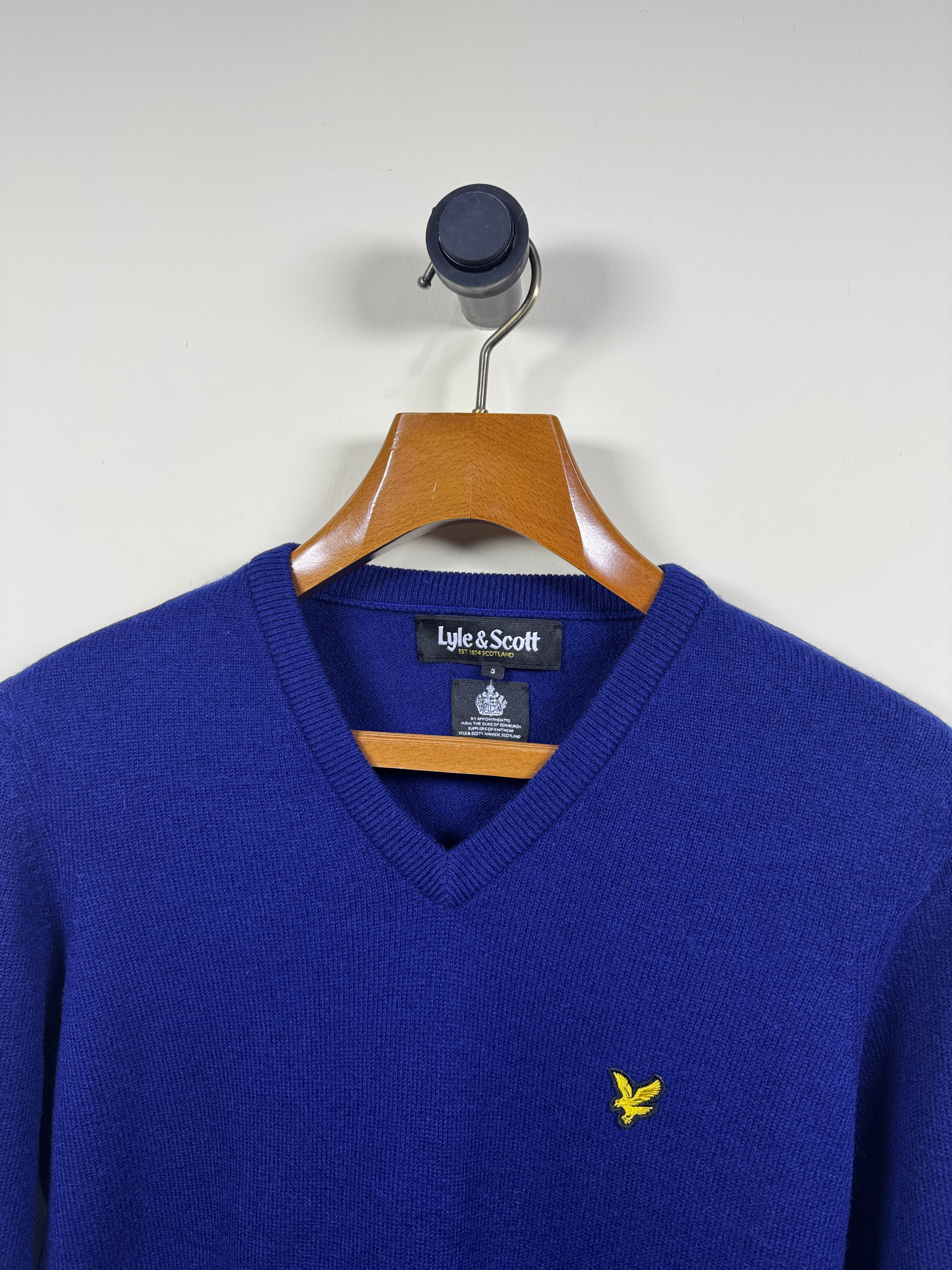 Lyle & Scott Sweater (Medium-Large)