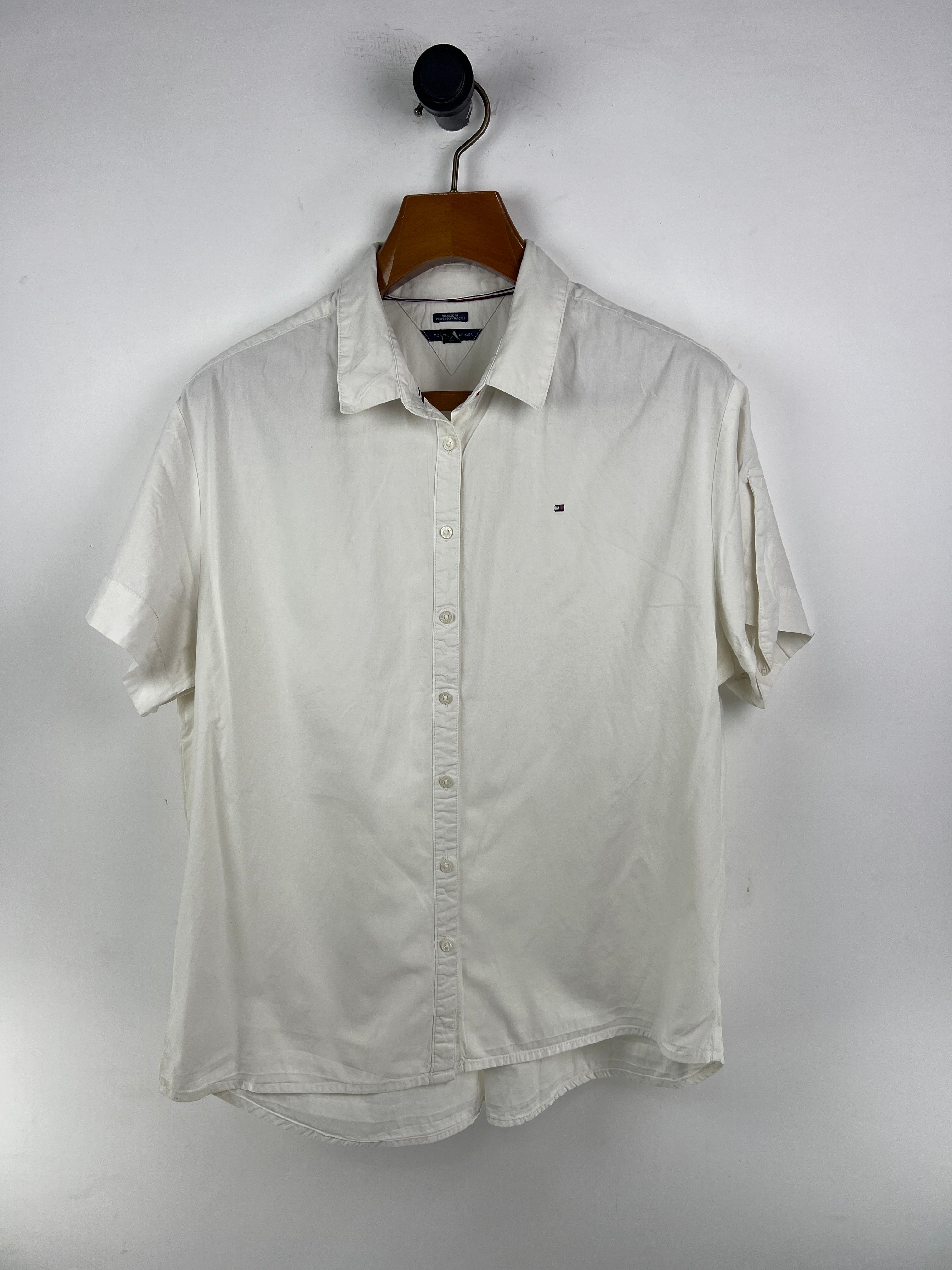 Tommy Hilfiger Shirt (Large)