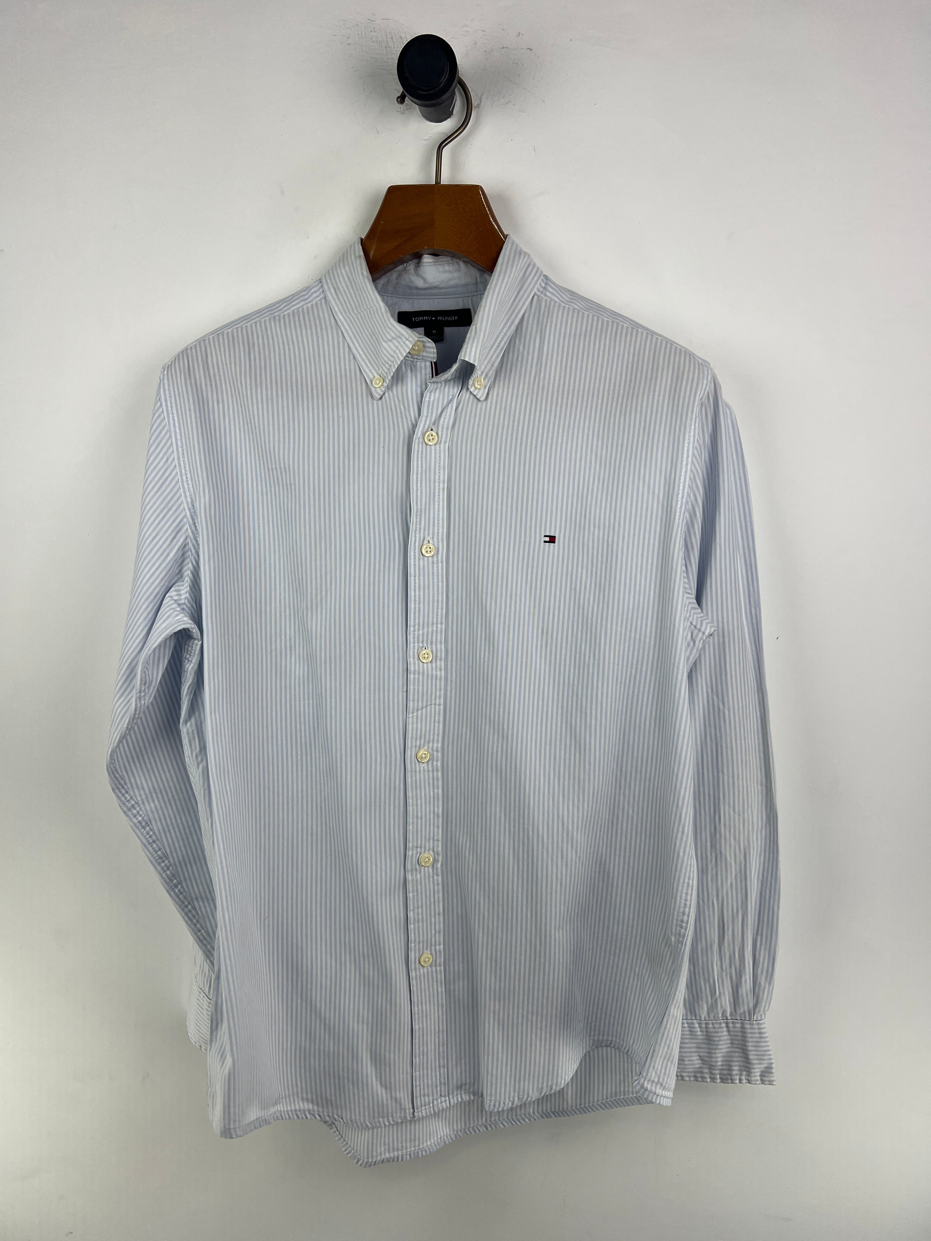 Tommy Hifliger Shirt (Medium-Large)