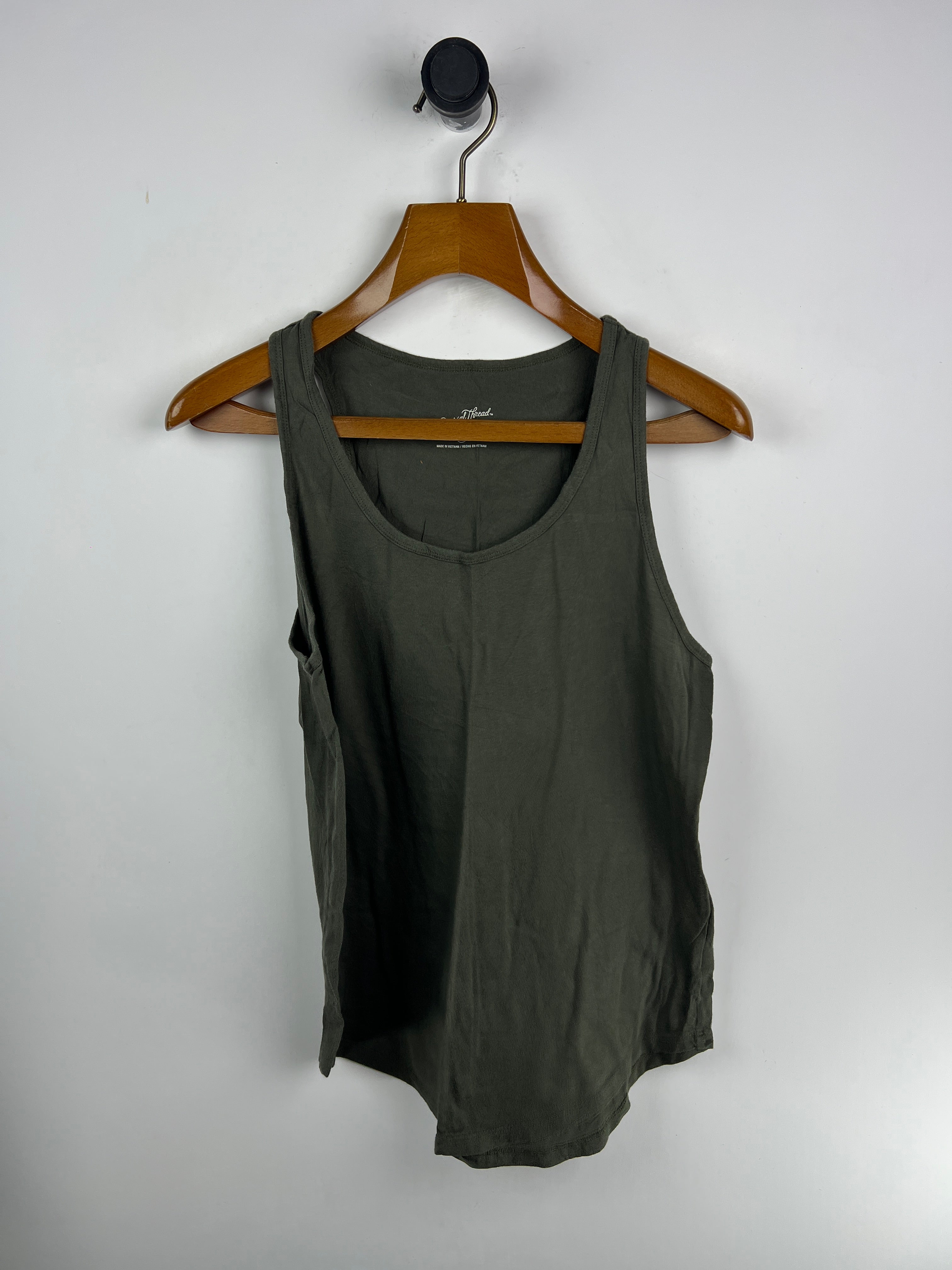 Universal Threads Tank Top (Women) (Medium)