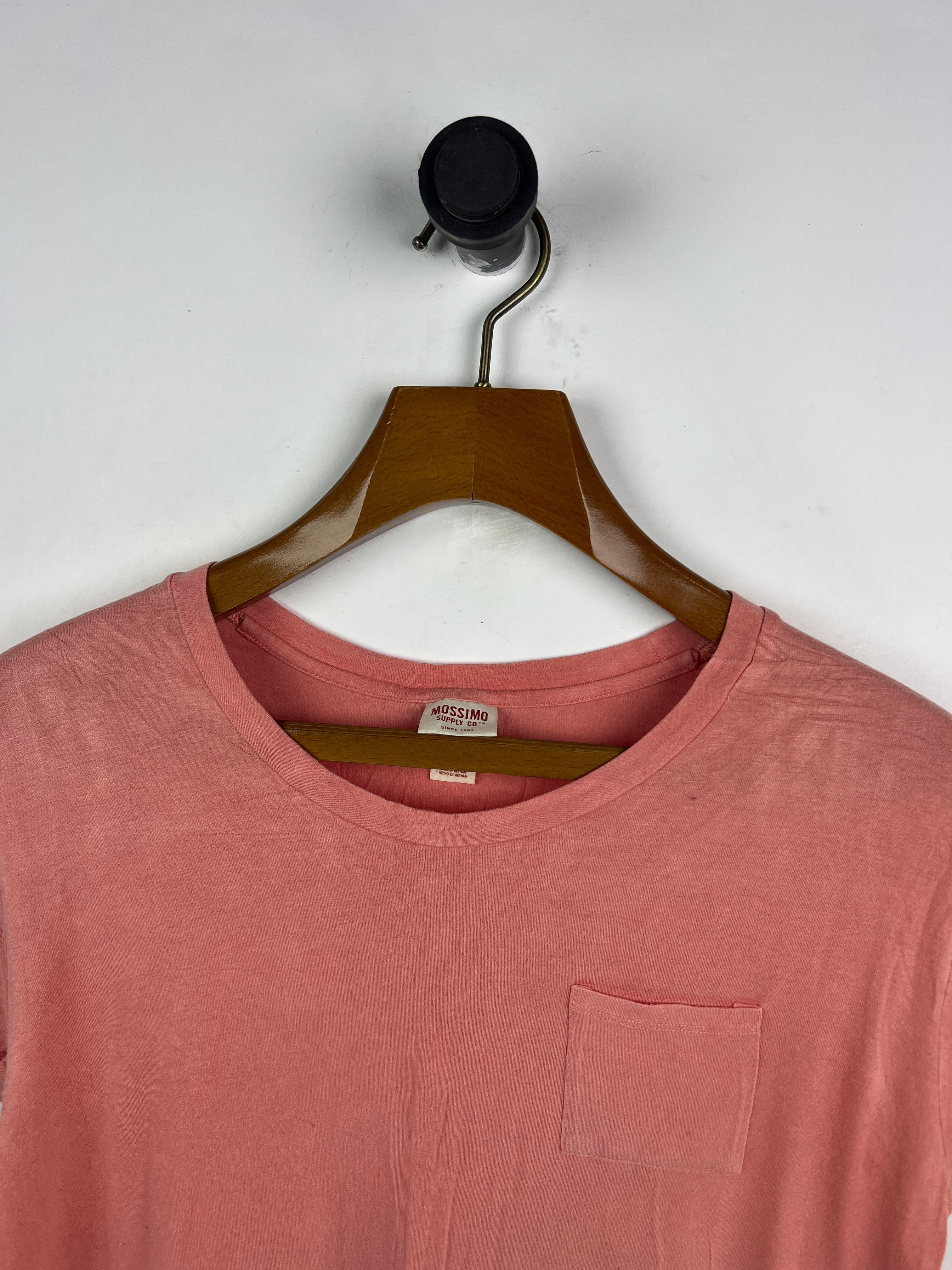 Mossimo T-Shirt (Women) (Medium)