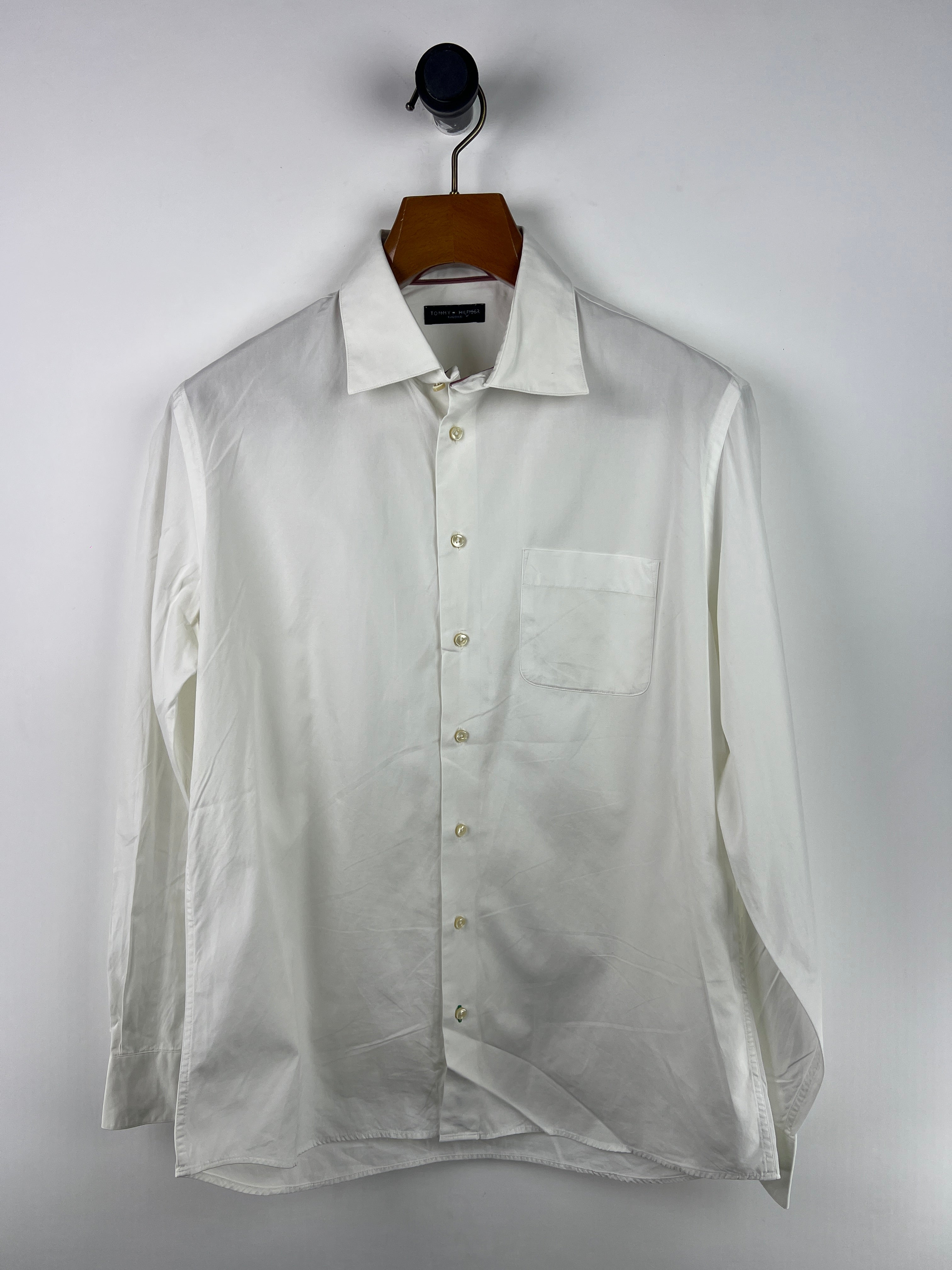 Tommy Hilfiger Shirt (Large)