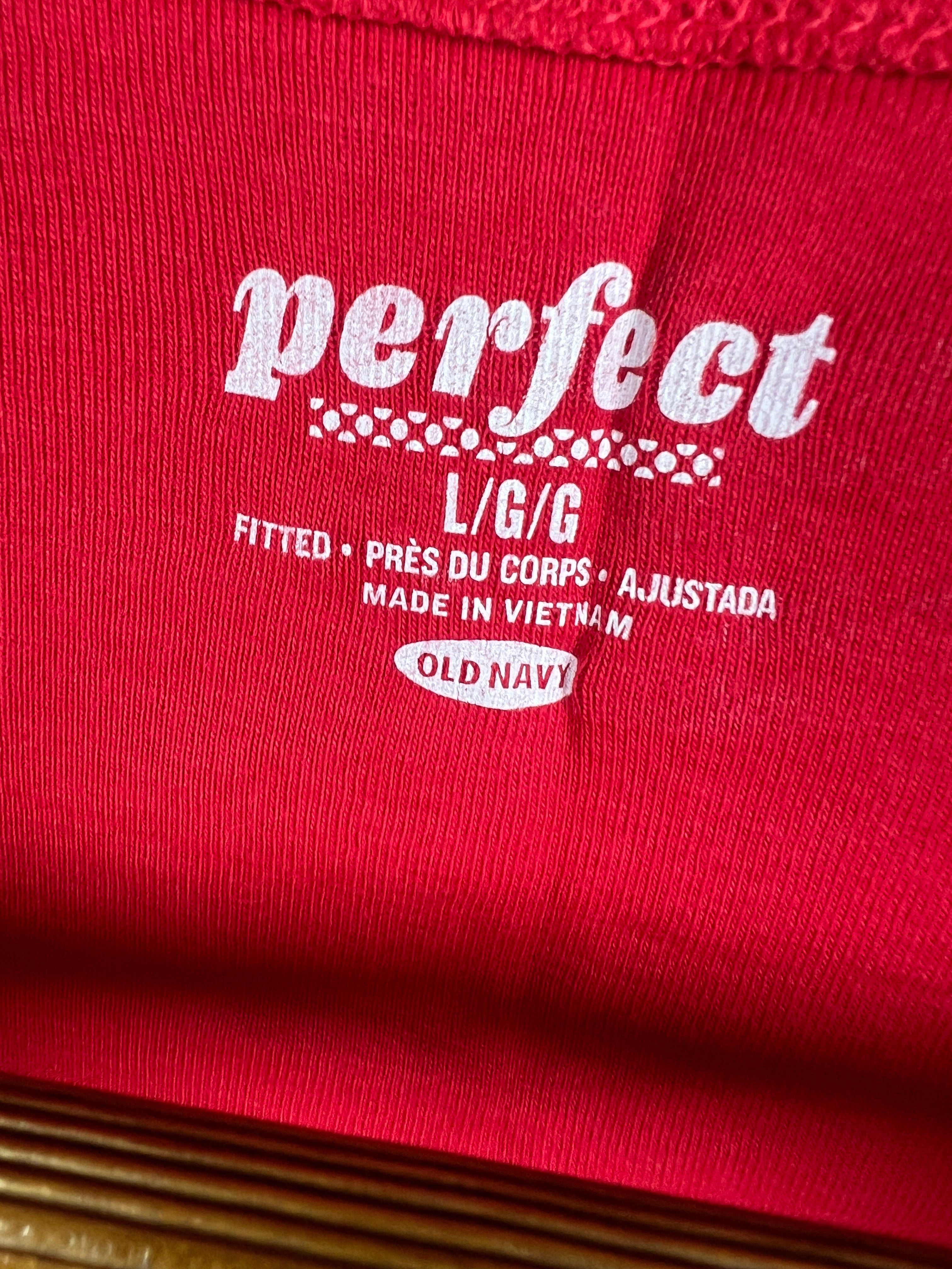 Old Navy T-Shirt (Women) (Medium-Large)