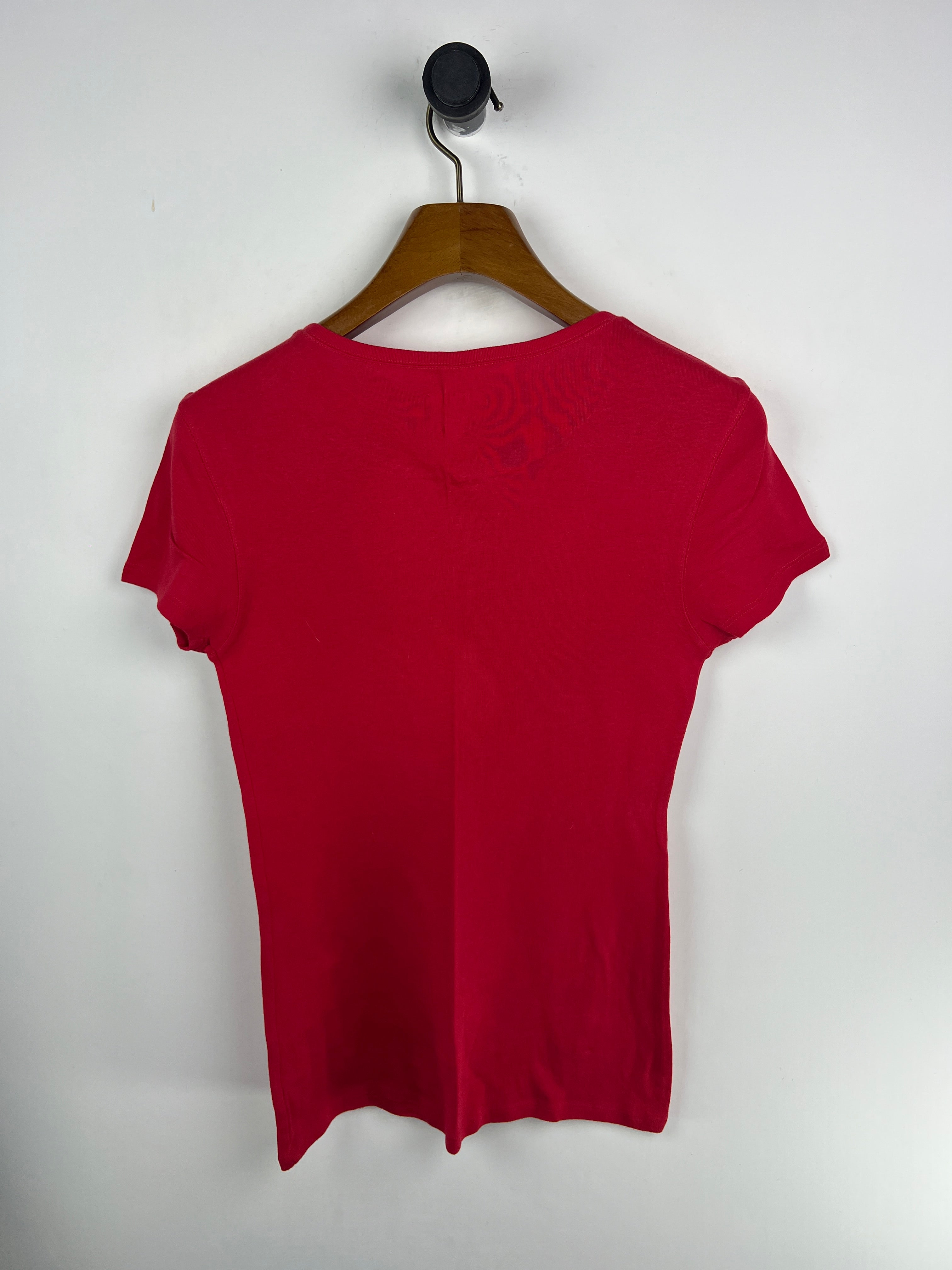 Old Navy T-Shirt (Women) (Medium-Large)