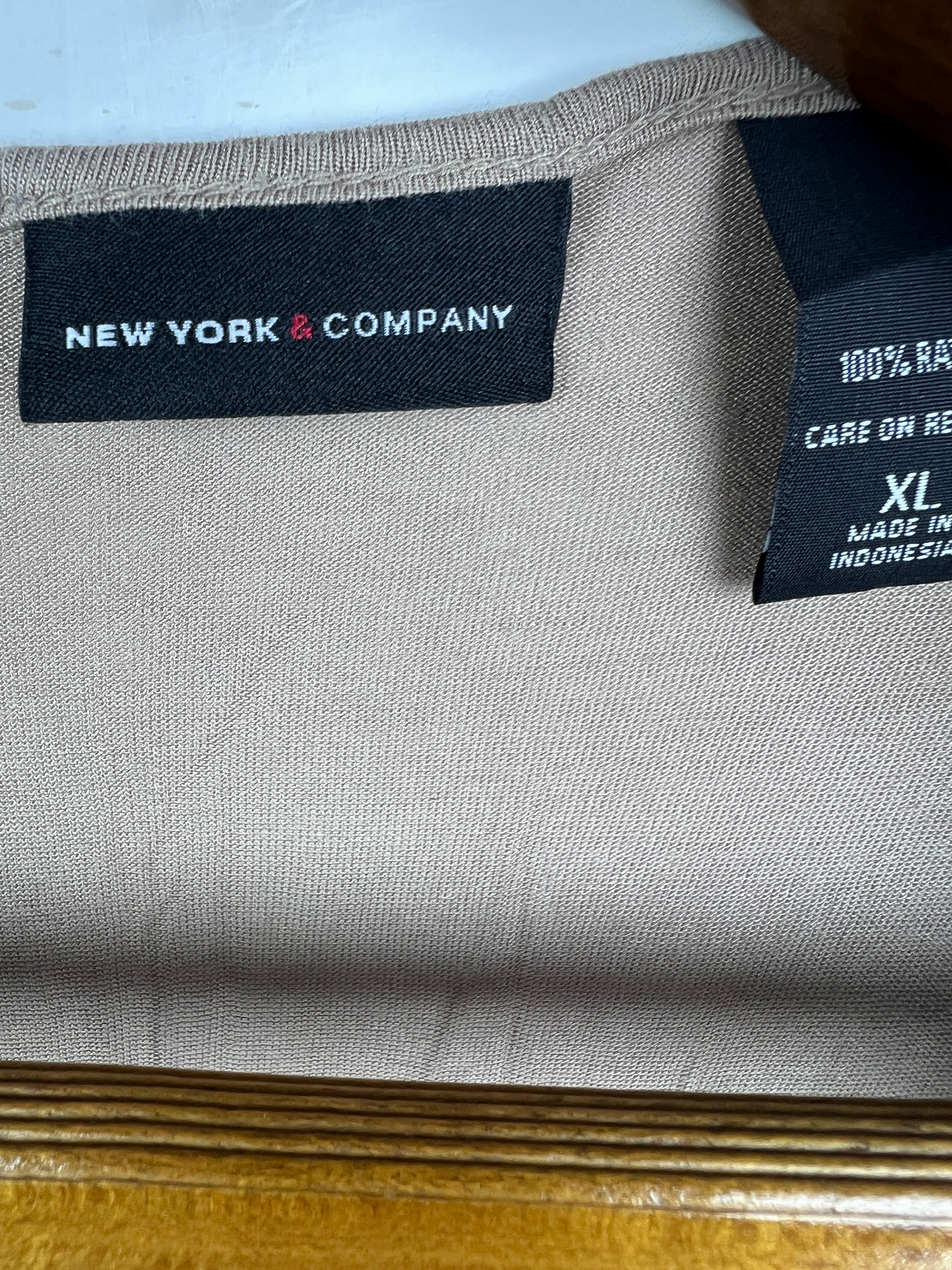 New York Blouse (Women) (X-Large)