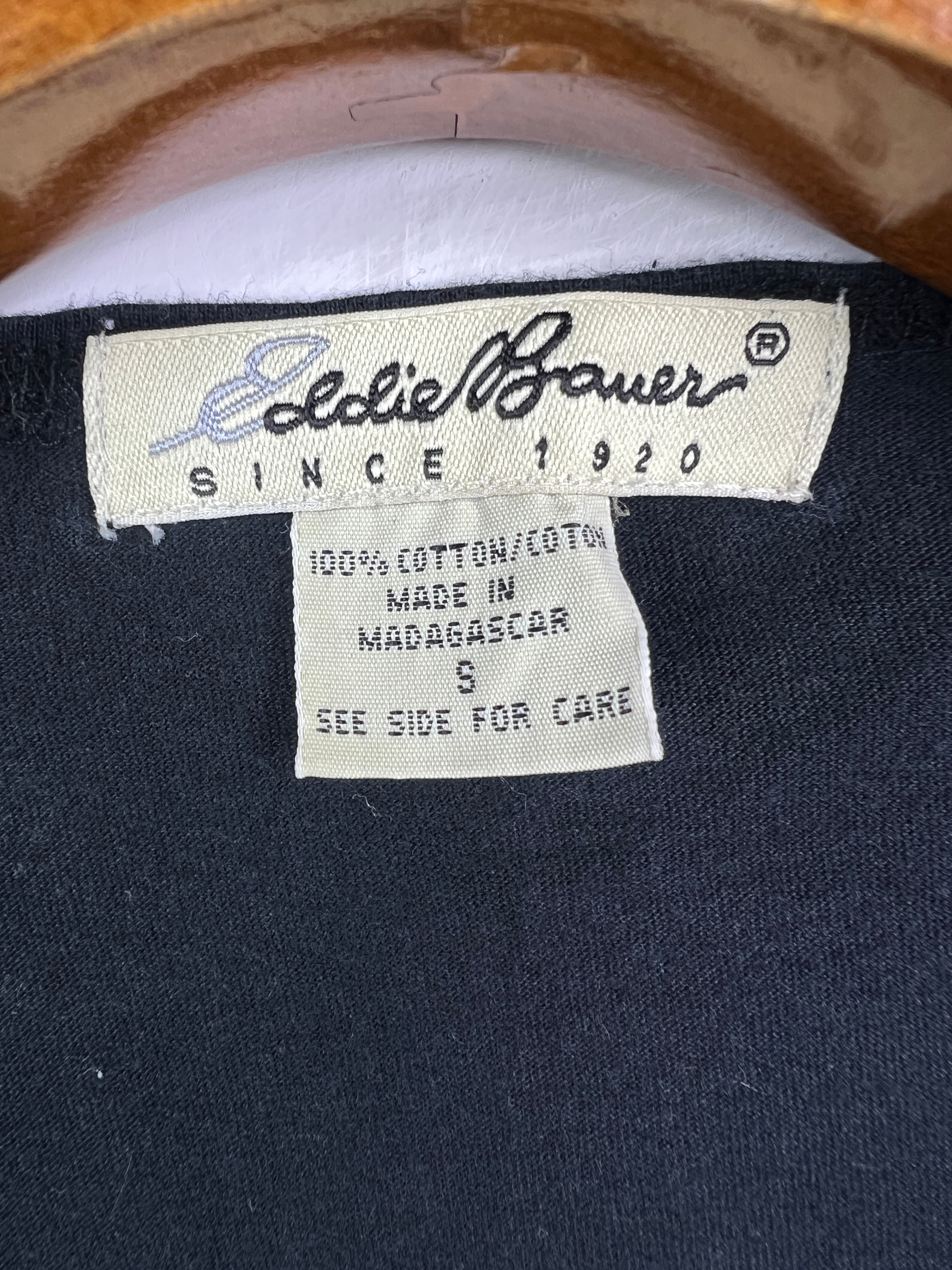 Eddie Bauer T-Shirt (Women) (Small)